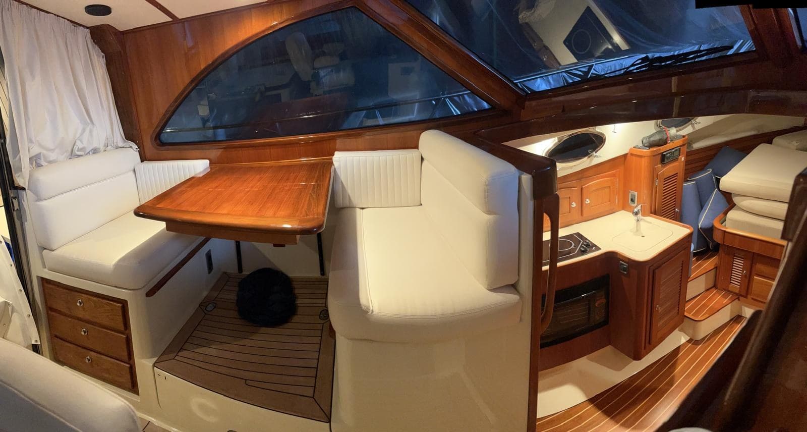 2008 San Juan SJ40 FB te koop in Porto Cervo, IT Flybridge 3