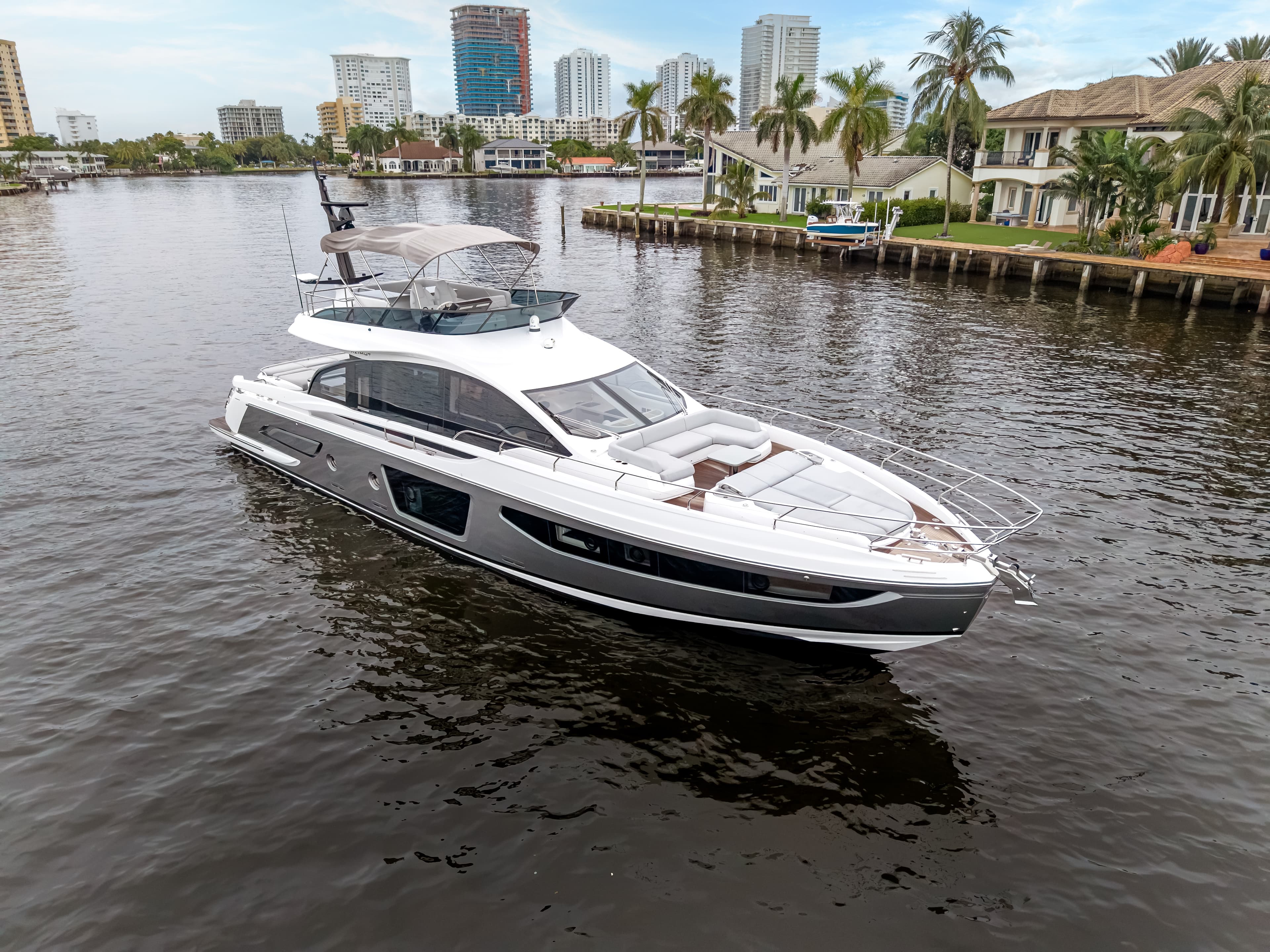 2026 Azimut S7 in vendita a Pompano Beach, FL Sport Cruiser 4