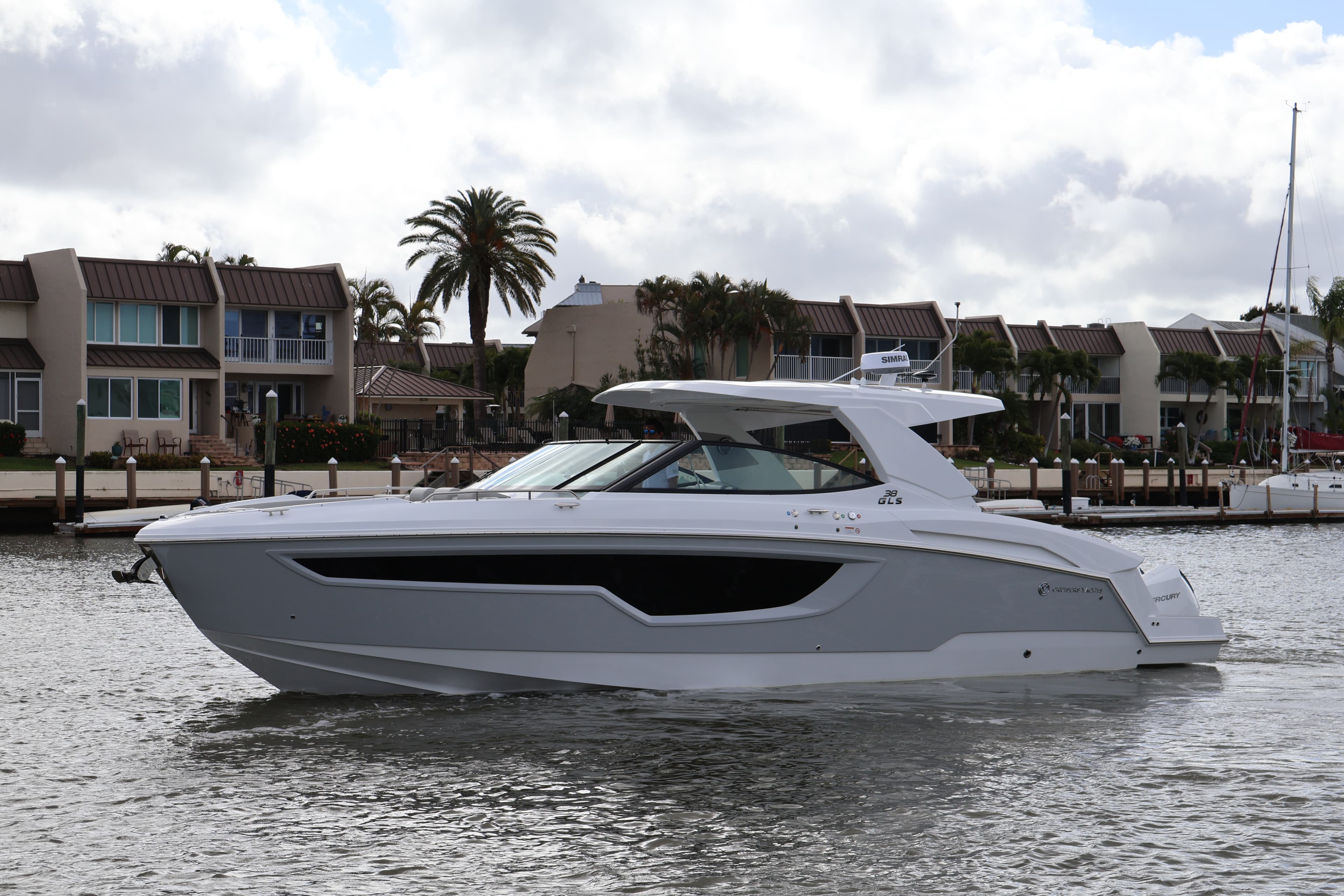 2026 Cruisers Yachts 38 GLS OB for Sale in Naples, Florida Sport Cruiser