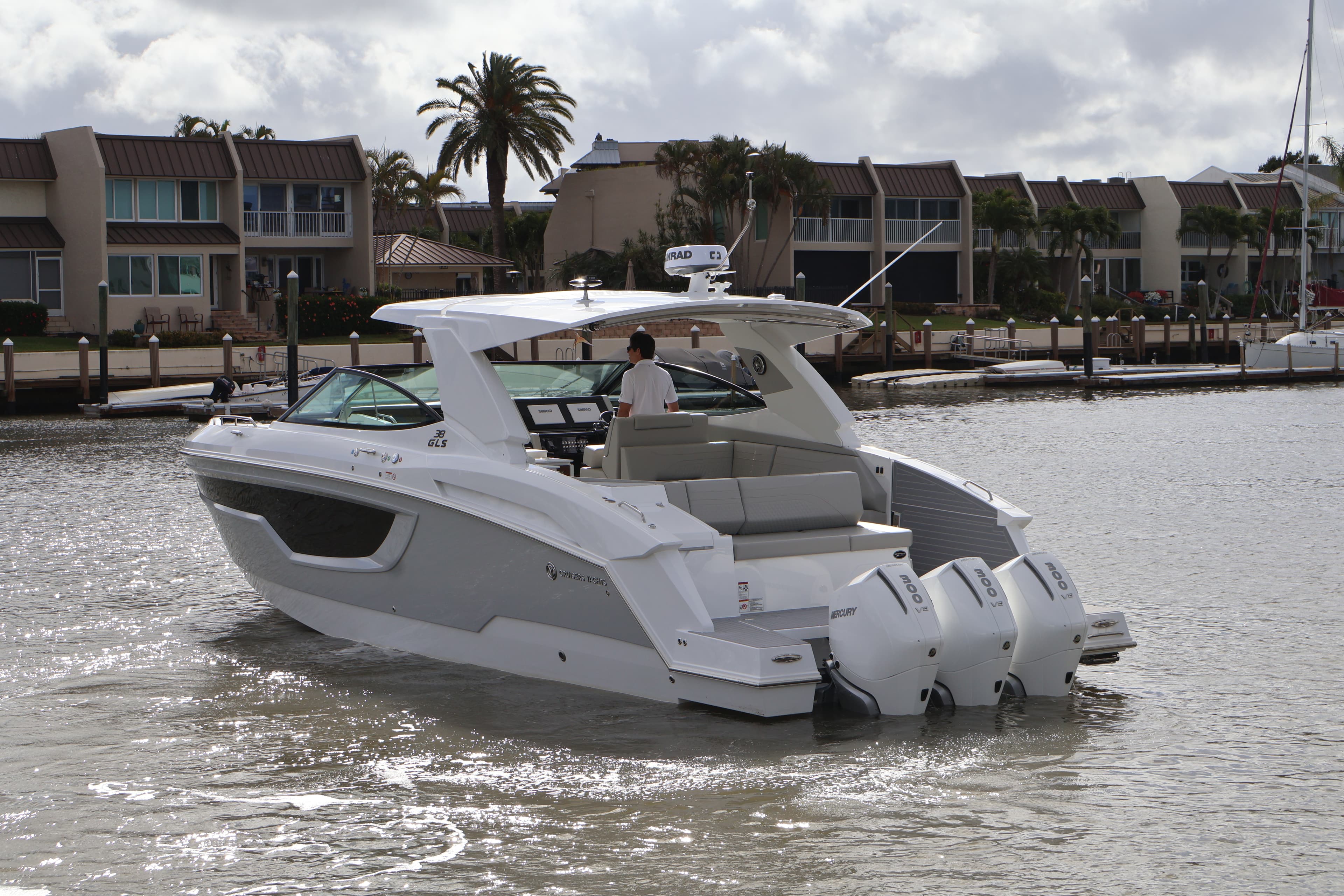 2026 Cruisers Yachts 38 GLS OB for Sale in Naples, Florida Sport Cruiser 4