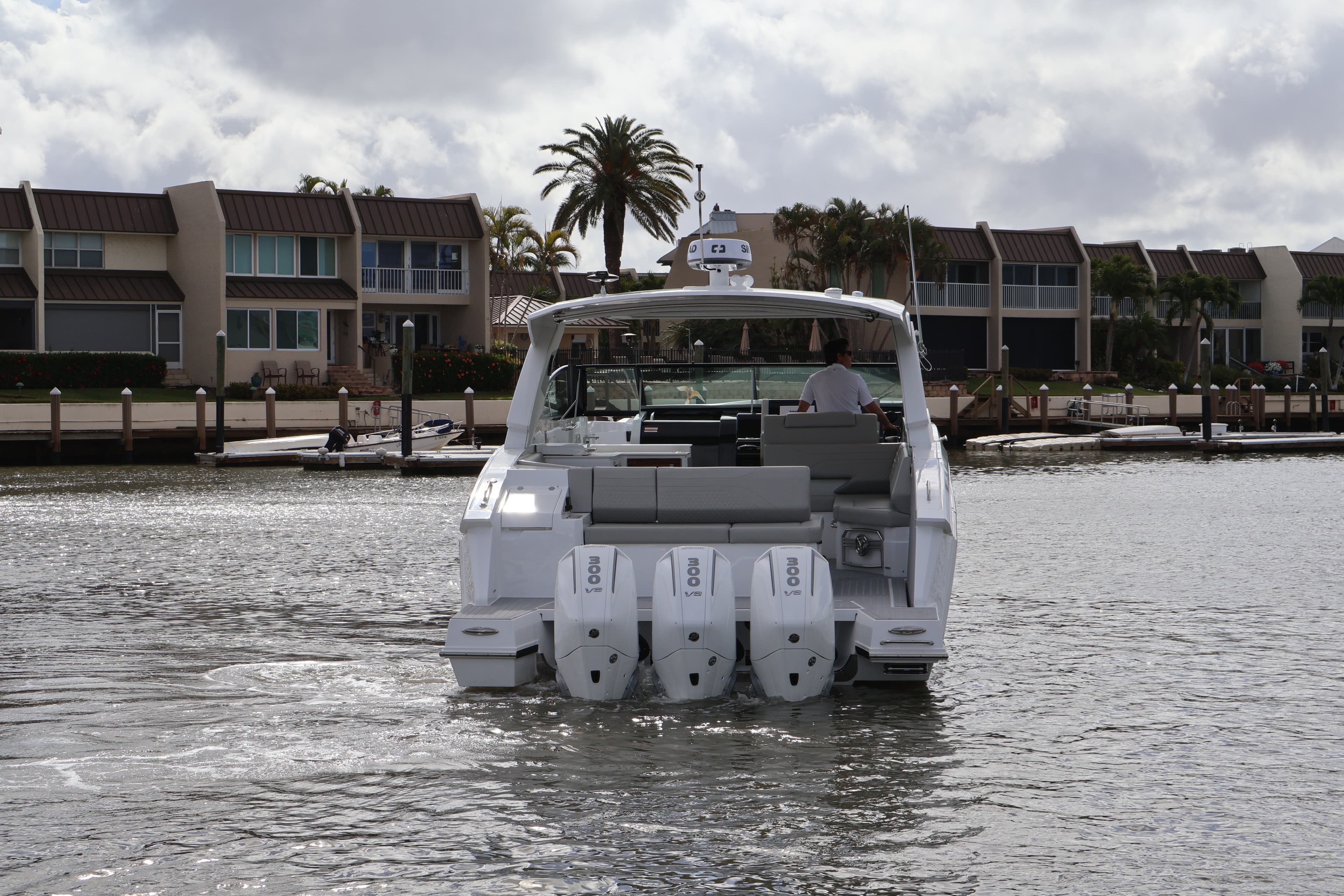 2026 Cruisers Yachts 38 GLS OB for Sale in Naples, Florida Sport Cruiser 5