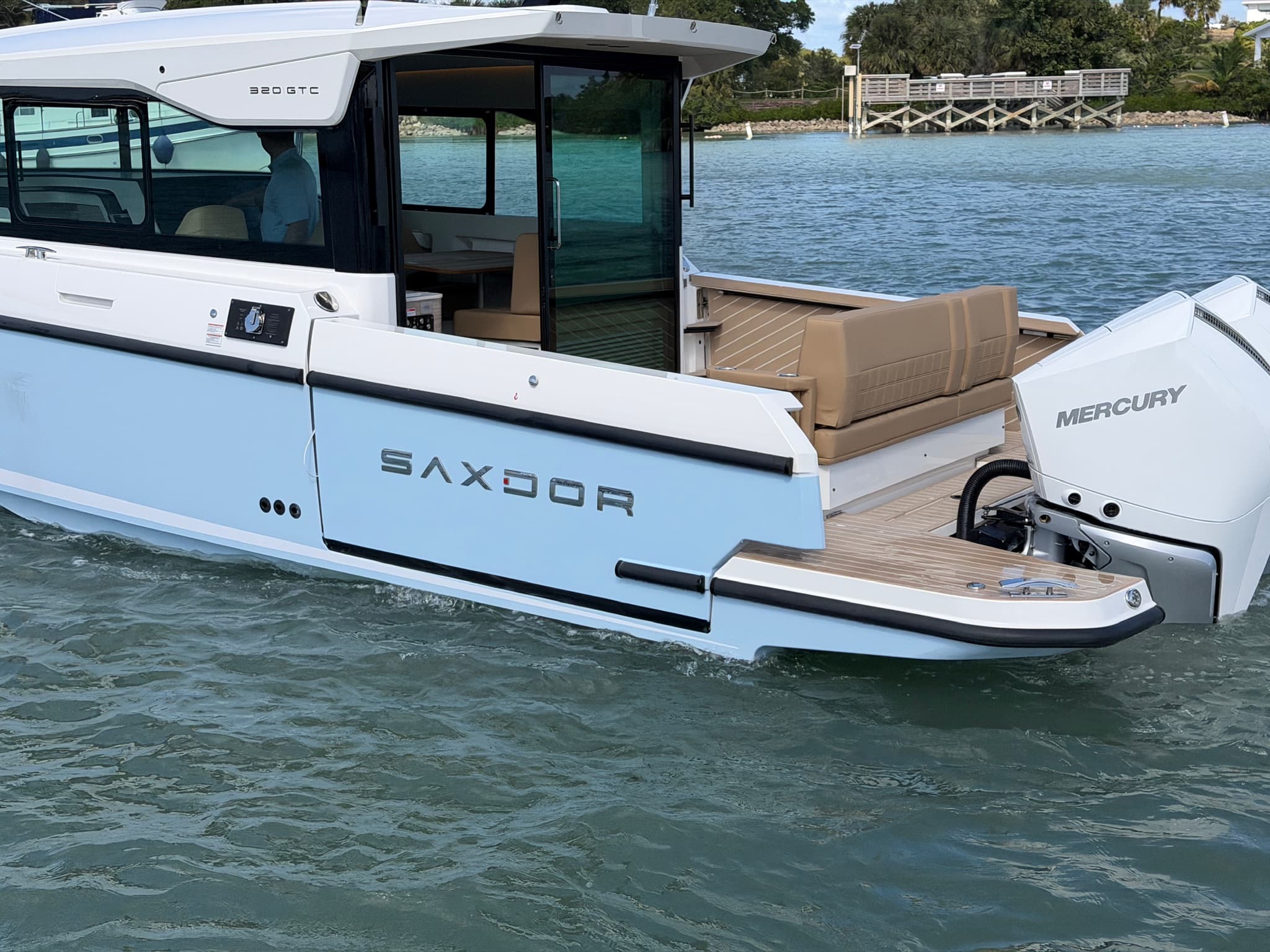 2026 Saxdor 320 GTC in vendita a Jupiter, Florida Pilothouse 4