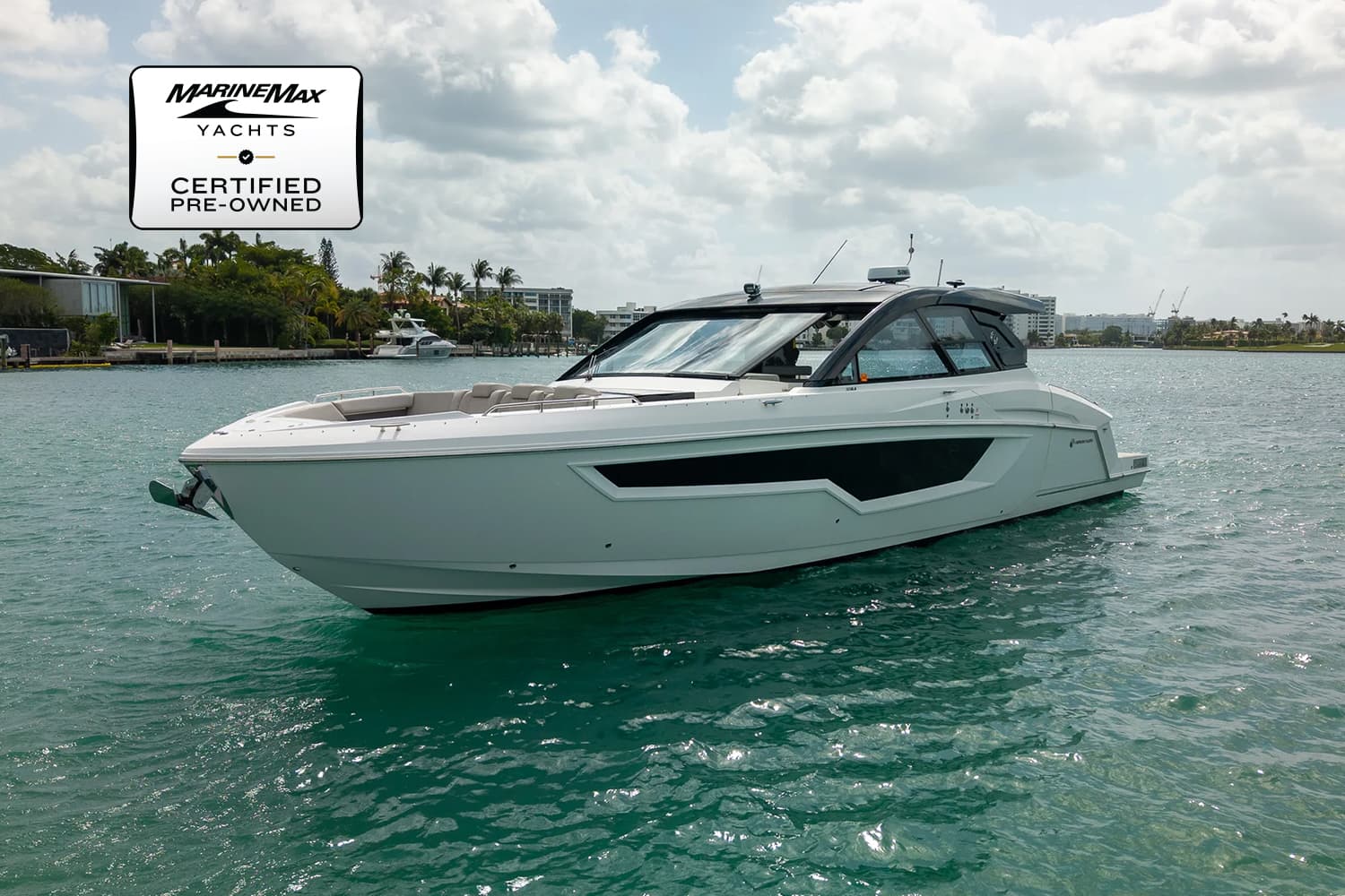 2024 Cruisers Yachts 50 GLS zum Verkauf in Miami, FL Day Boats
