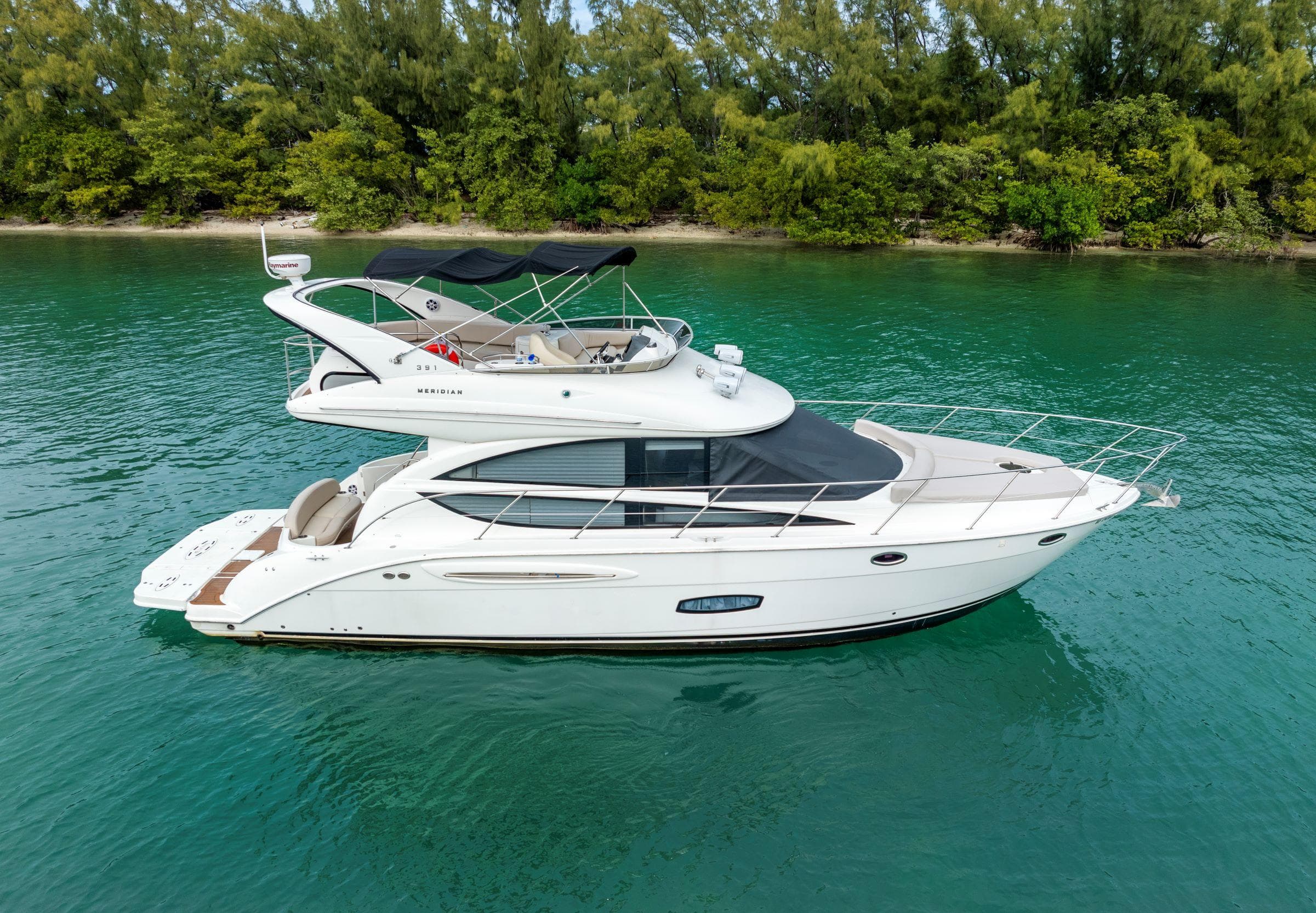 2012 Meridian 391 Sedan for Sale in Miami, Florida Flybridge