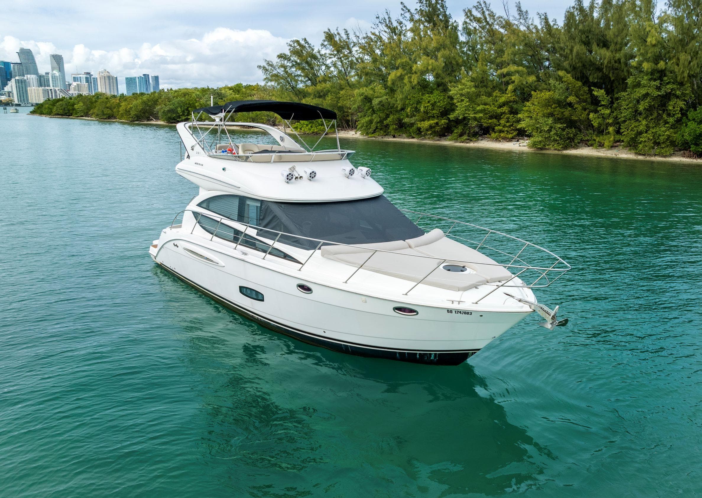 2012 Meridian 391 Sedan for Sale in Miami, Florida Flybridge 3