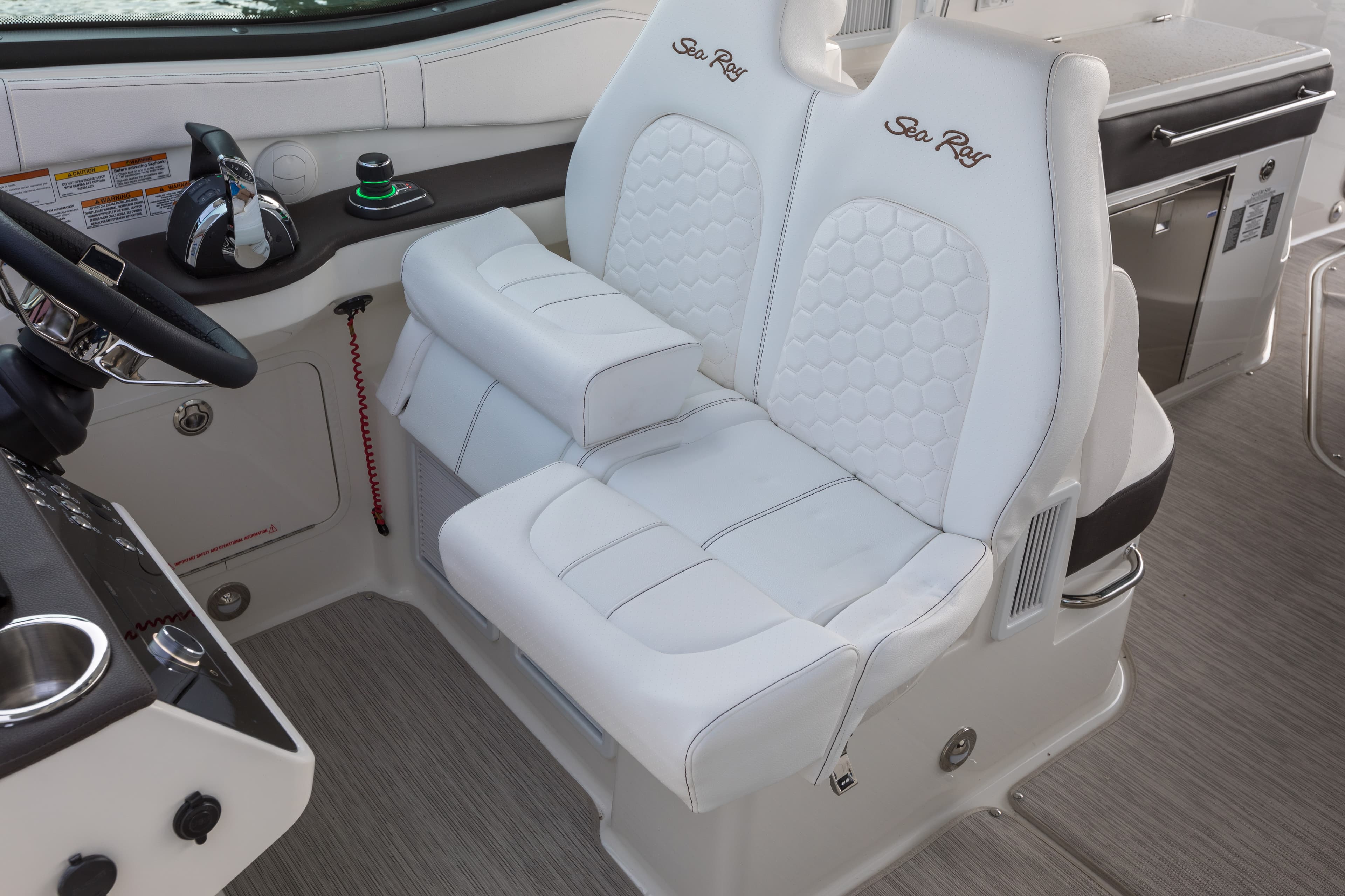 2021 Sea Ray Sundancer 320 Outboard for Sale in Naples, Florida Express Cruiser 4
