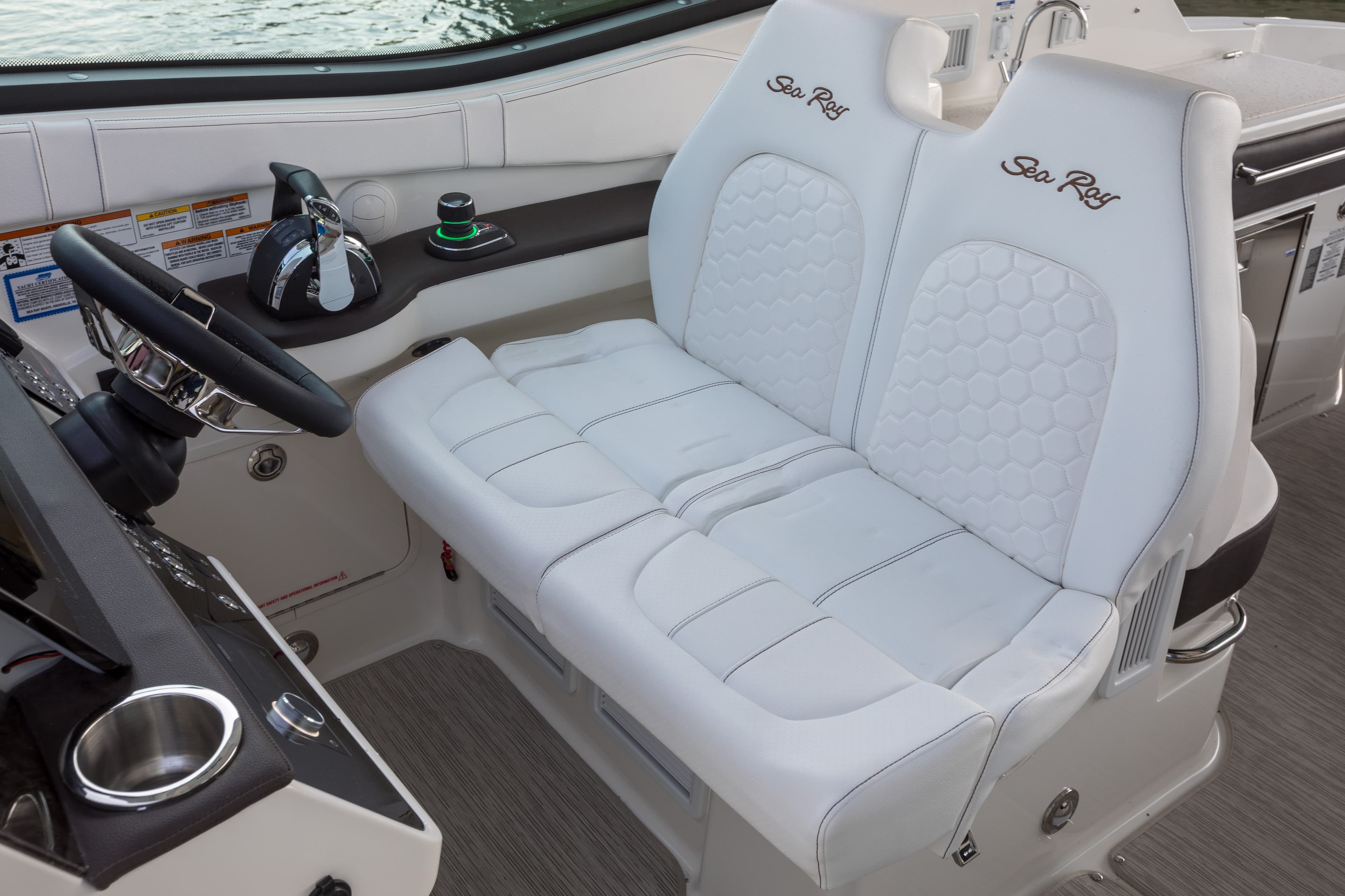 2021 Sea Ray Sundancer 320 Outboard for Sale in Naples, Florida Express Cruiser 5