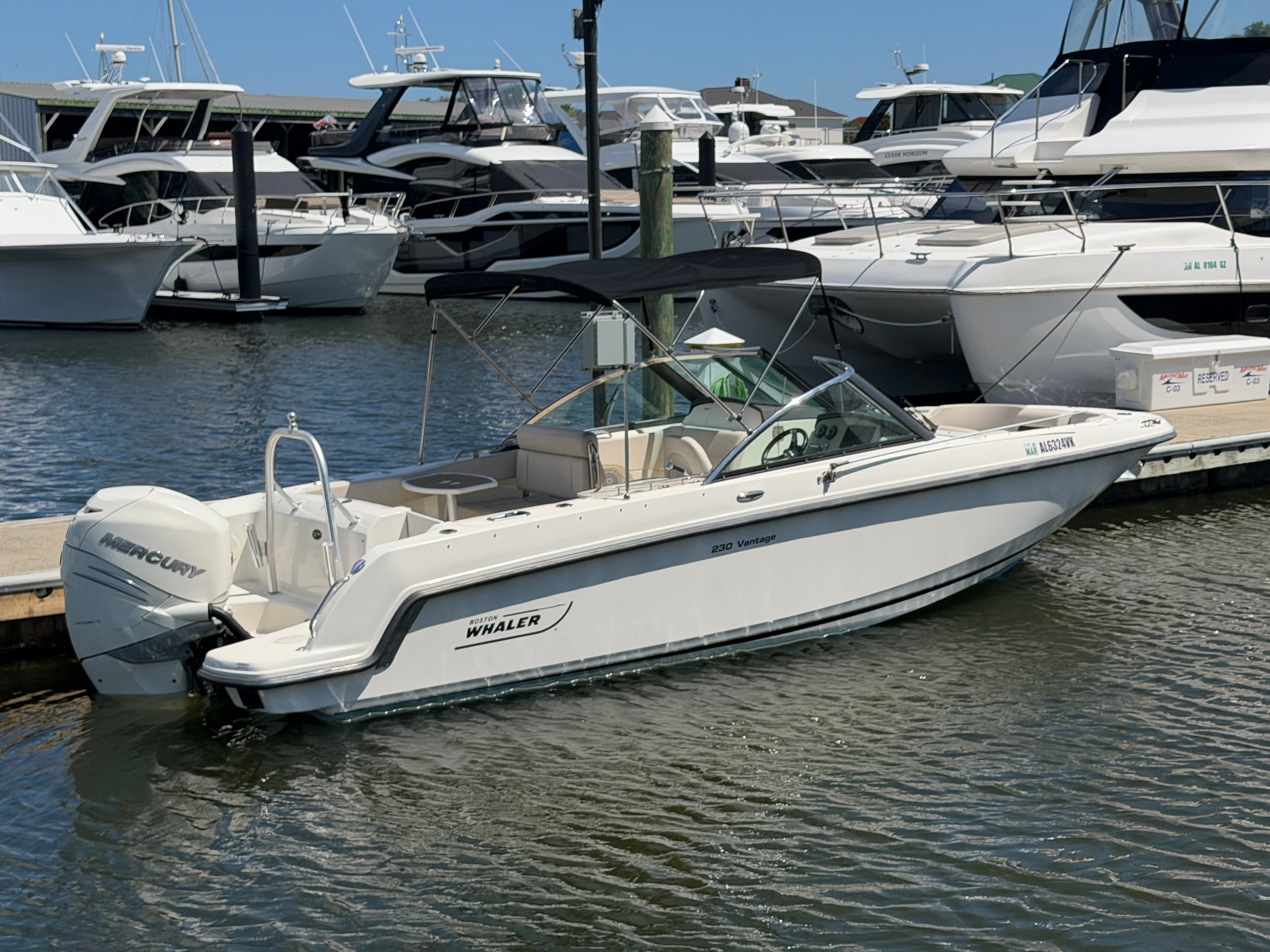 2017 Boston Whaler 230 Vantage in vendita a Pensacola, Florida Dual Console 3