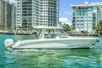2018 Boston Whaler 350 Realm zum Verkauf in Miami-Dade County, Florida Bowrider 3