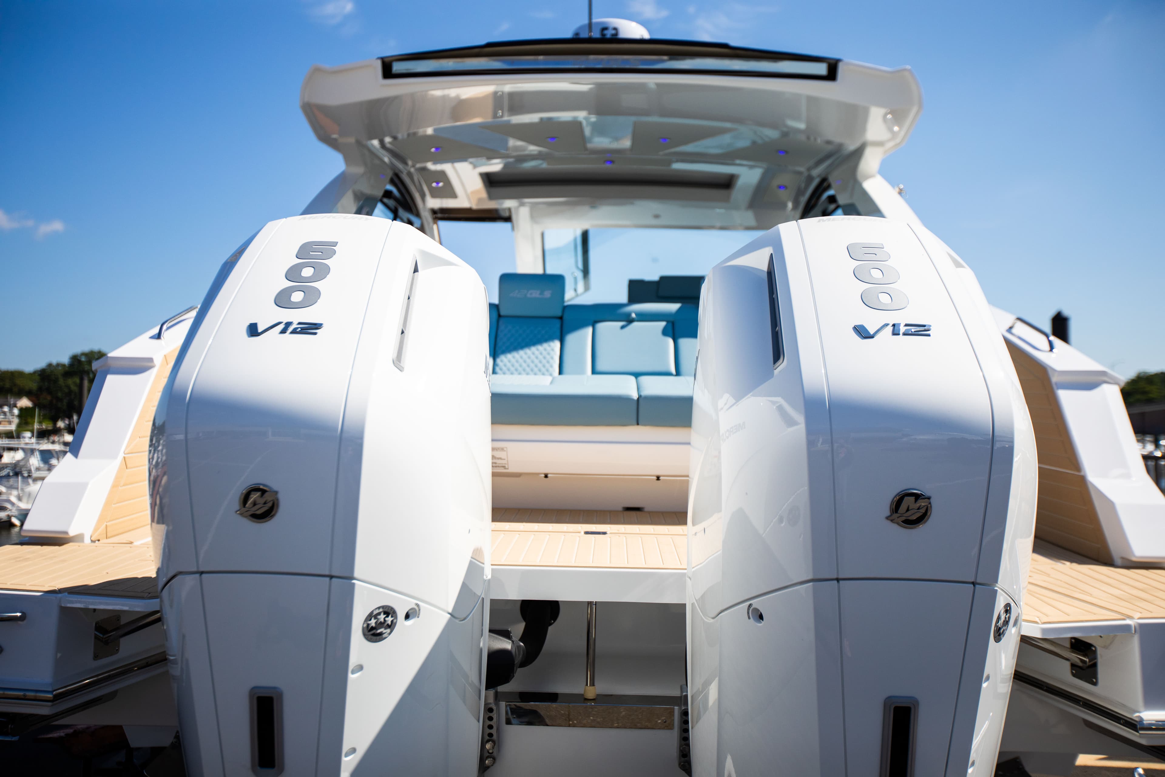 2027 Cruisers Yachts 42 GLS OB for Sale in Brick Township, New Jersey Bowrider