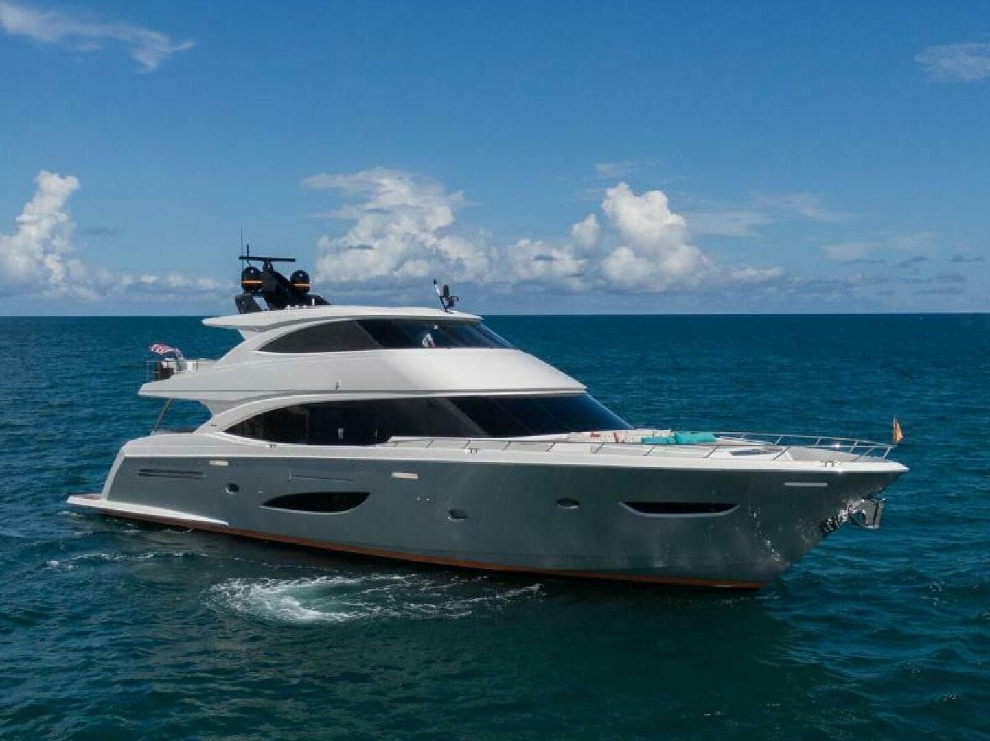 Viking Yacht 93 zum Verkauf