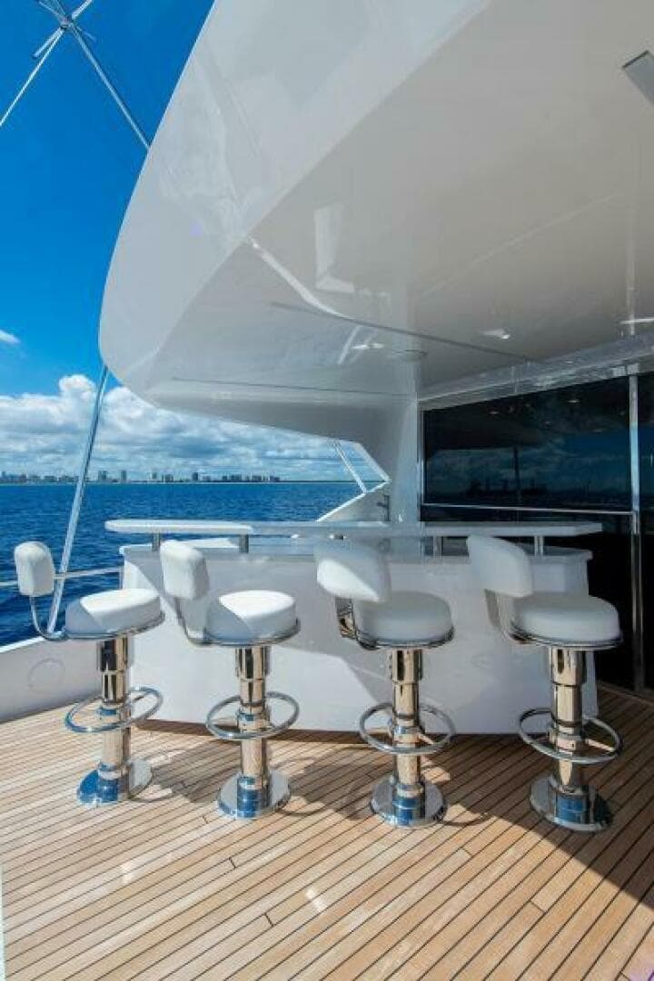 Viking Yacht 93 zum Verkauf