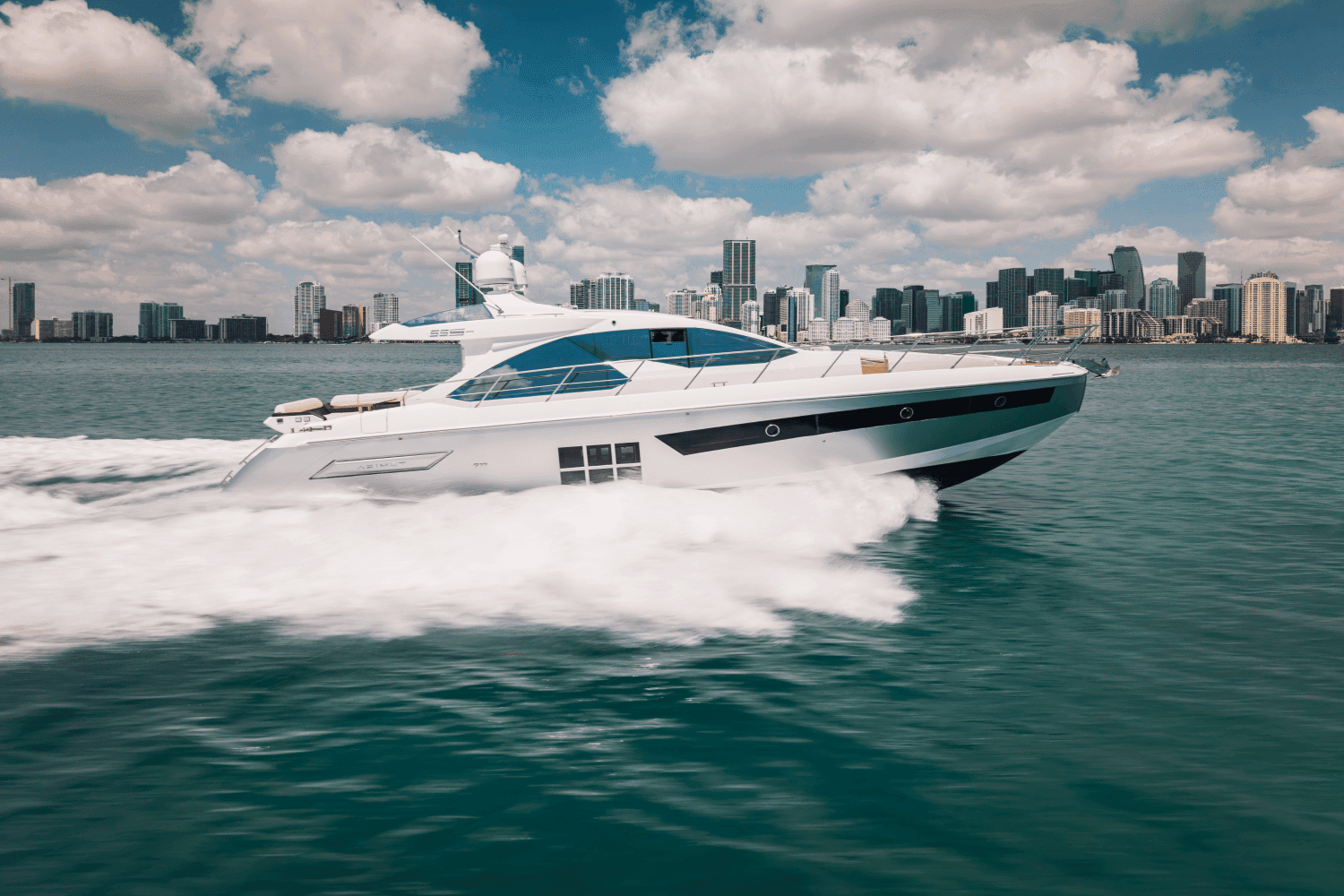 2017 Azimut 55S zum Verkauf in Miami Beach, FL Flybridge 4