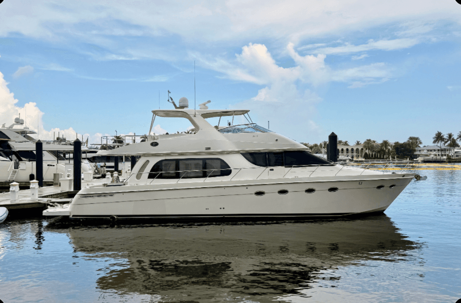 2005 Carver 56 Voyager te koop in Fort Lauderdale, Florida Cruiser 2