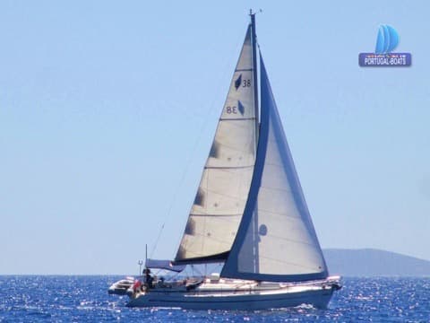 2004 Bavaria Yachts Cruiser 38 zum Verkauf in Quarteira, PT Sloop
