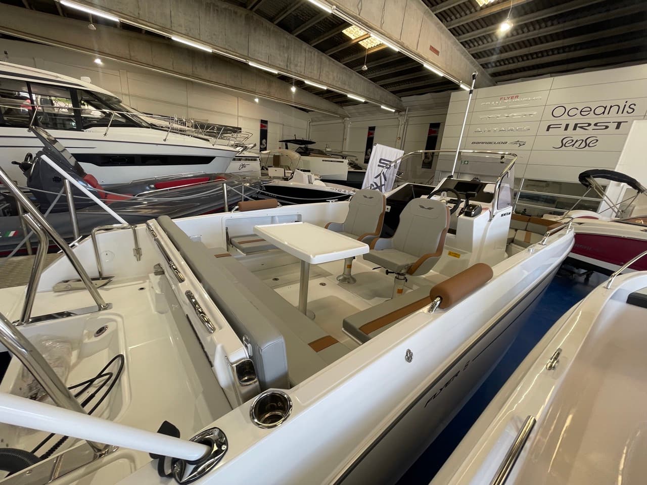 2026 Beneteau Flyer 8 SPACEdeck for Sale in Viladamat, ES Center Console 4