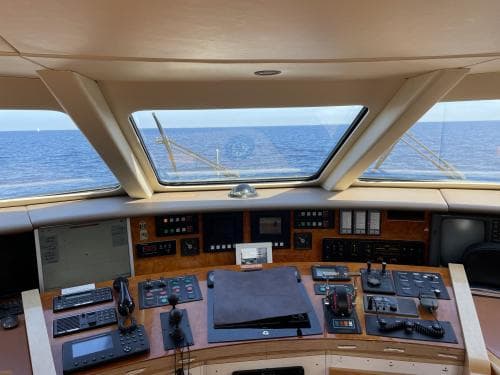 2003 Heesen Yachts 30M zum Verkauf in Antibes, FR Motor Yacht 4