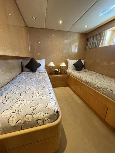 2003 Heesen Yachts 30M zum Verkauf in Antibes, FR Motor Yacht 5