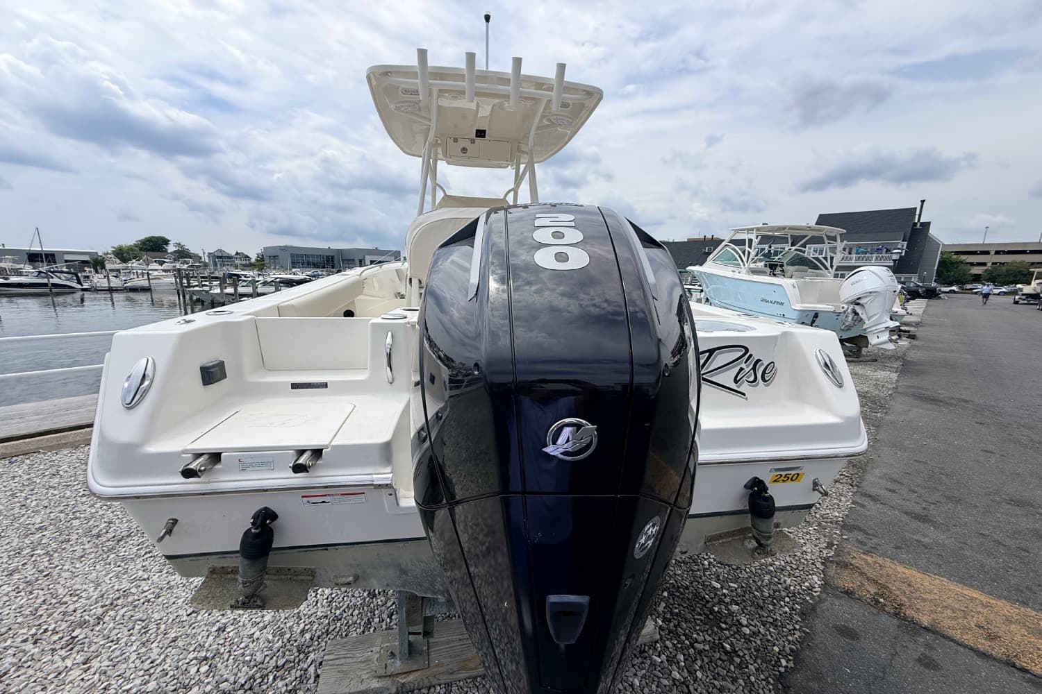2022 Sailfish 220 CC in vendita a Somers Point, New Jersey Center Console 4