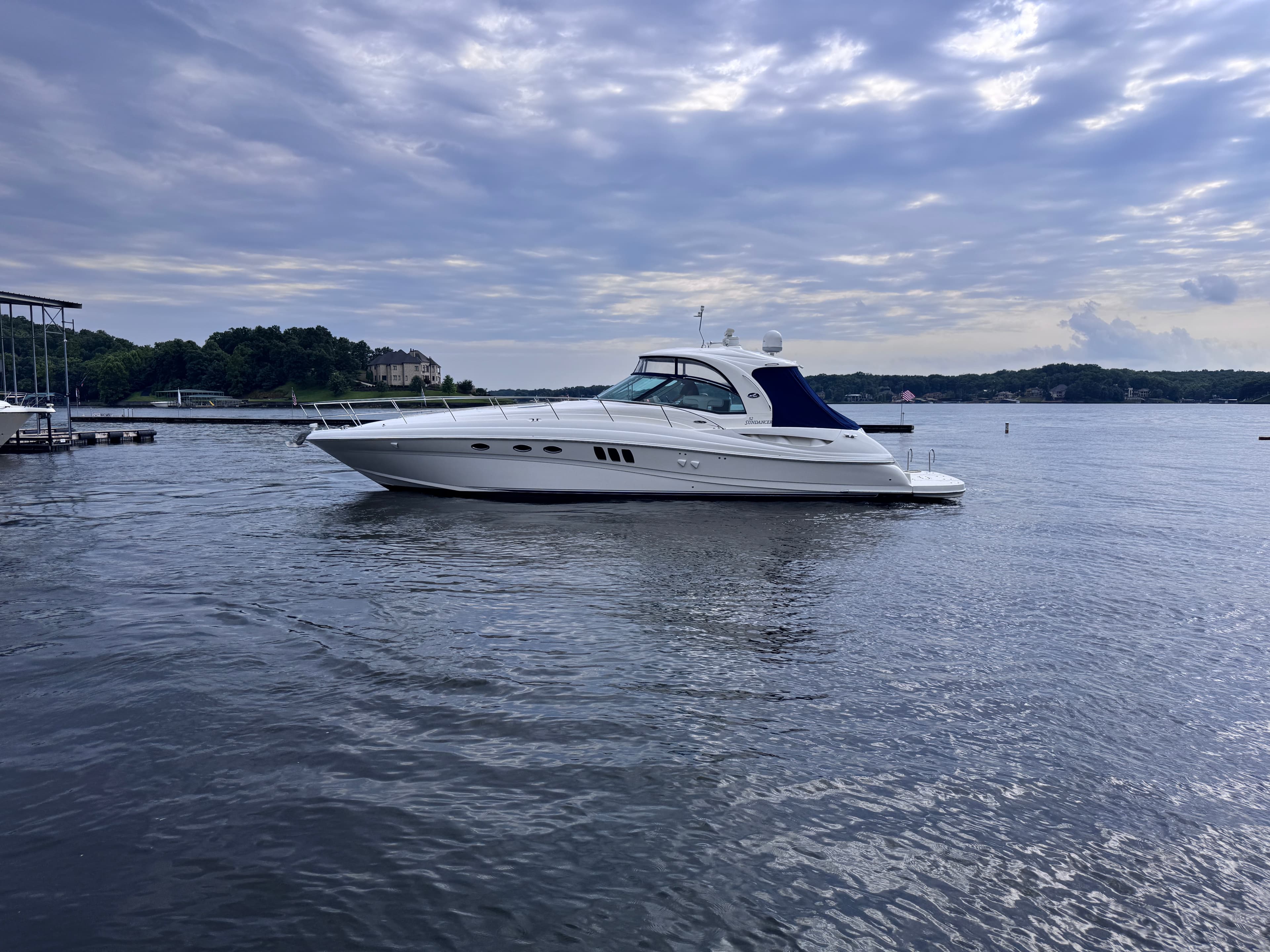 2007 Sea Ray 52 Sundancer zum Verkauf in Lake Ozark, MO Sport Cruiser