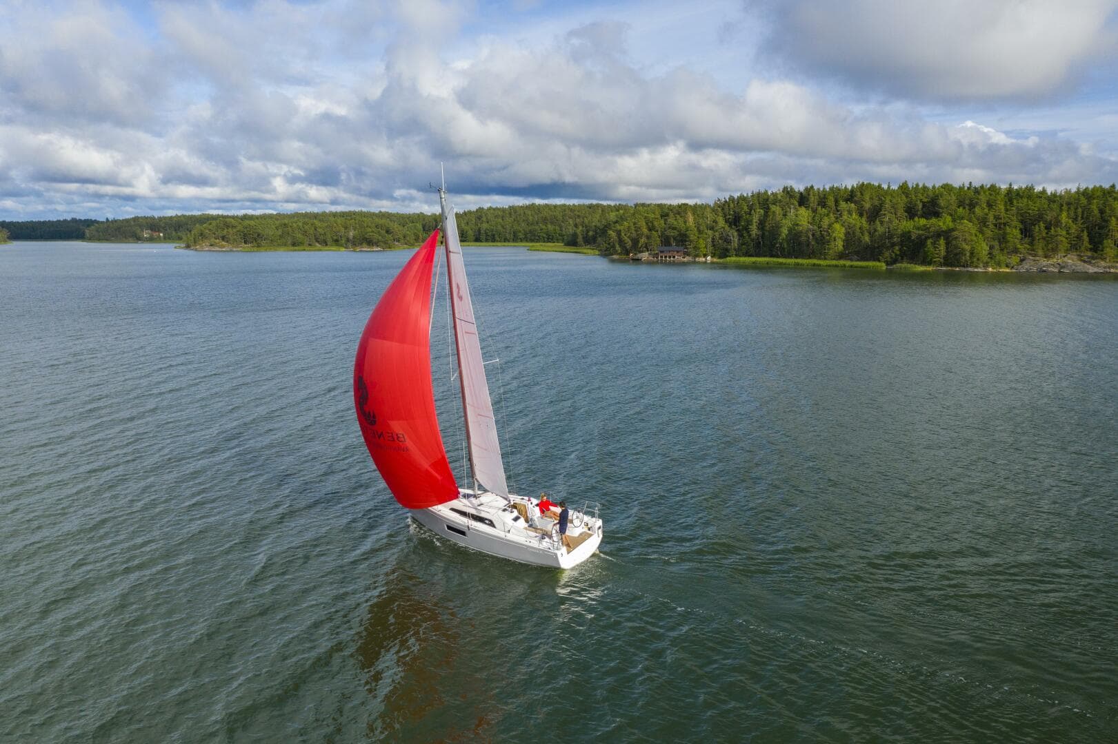 2027 Beneteau Oceanis 30.1 for Sale in South Dartmouth, Massachusetts Monohull 4