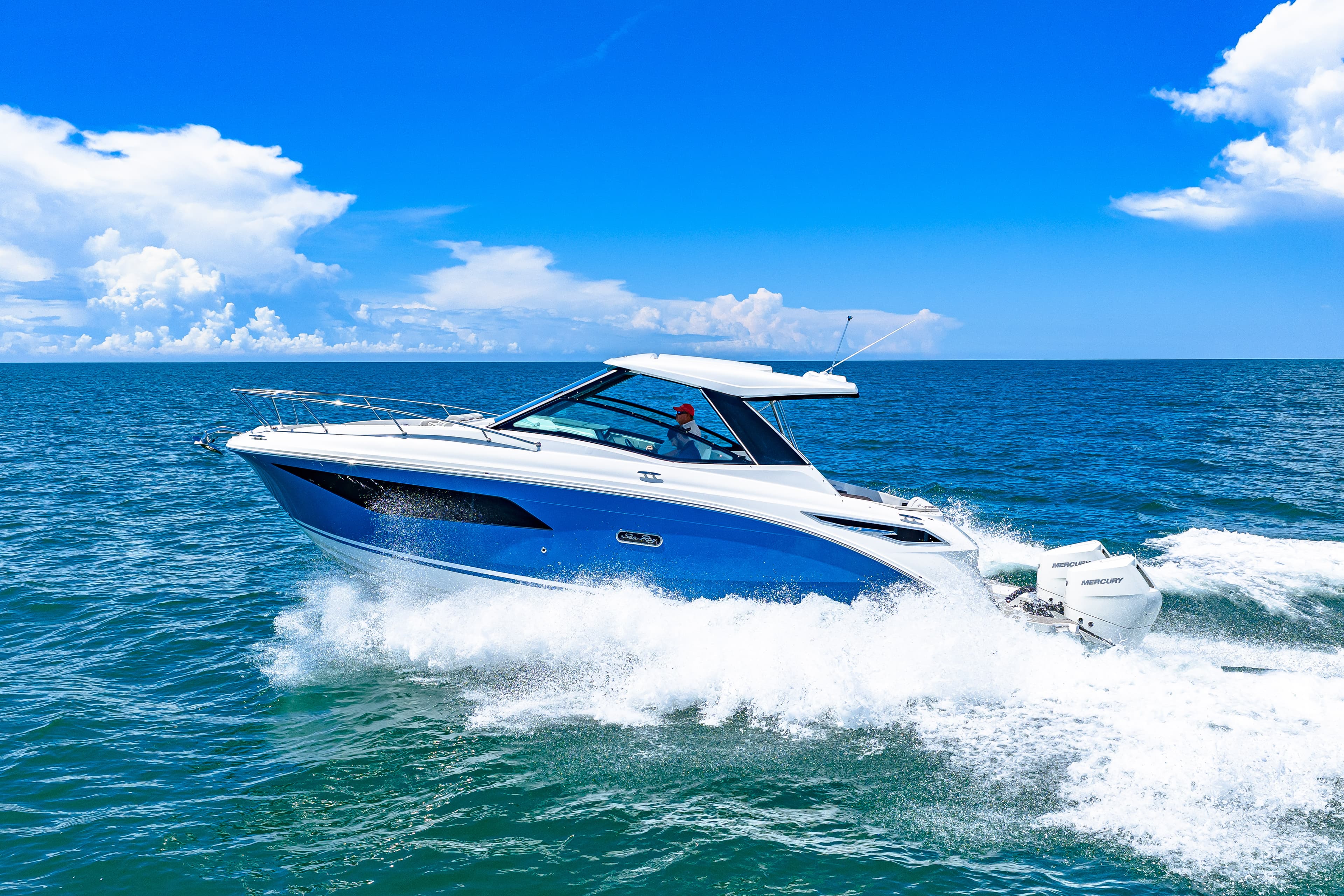 2027 Sea Ray Sundancer 320 Outboard zum Verkauf in Venice, Florida Express Cruiser 2