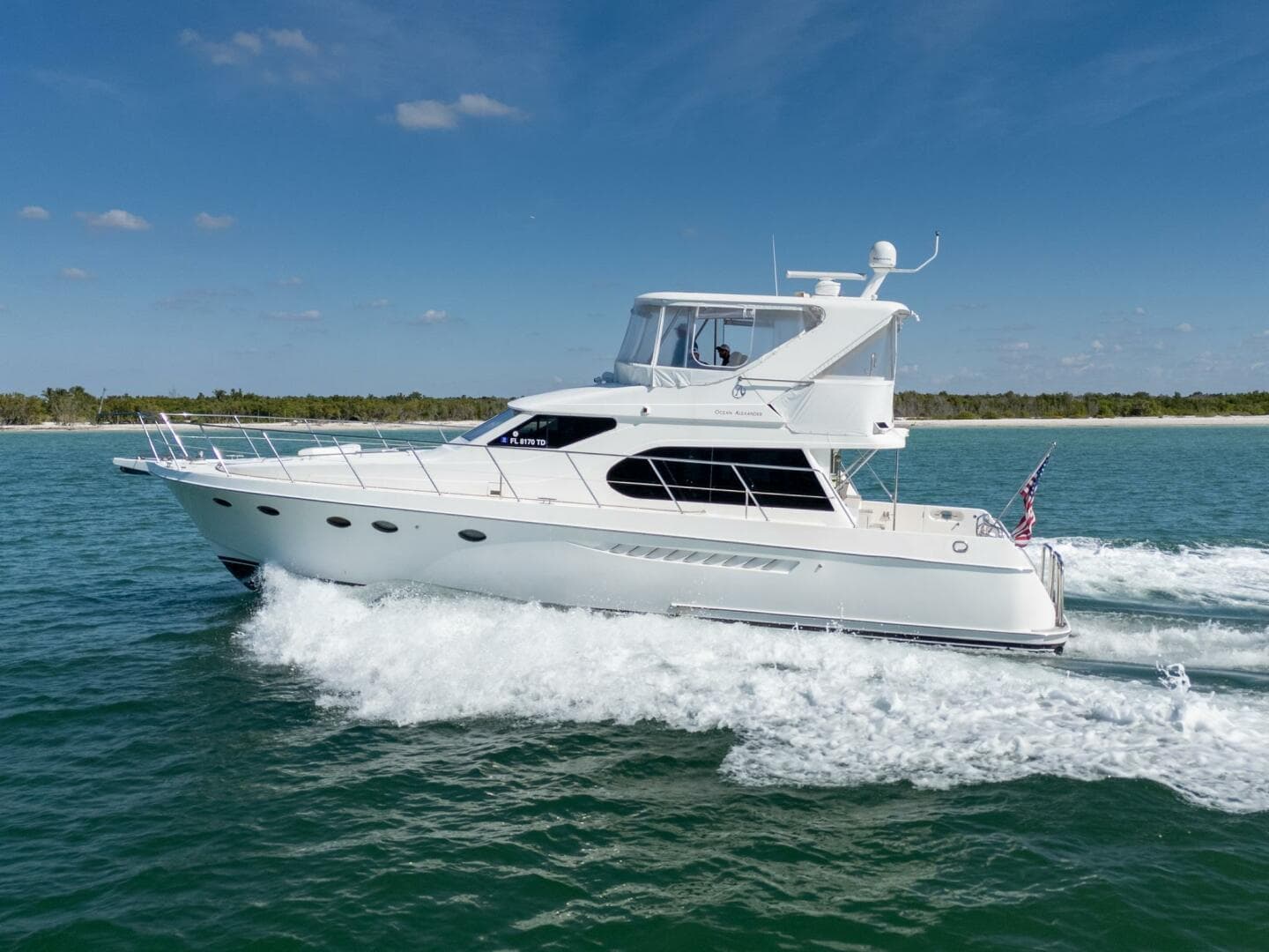 2007 Ocean Alexander 52 Sedan a la venta en Naples, Florida Flybridge