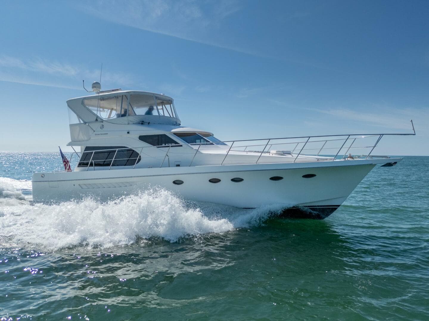 2007 Ocean Alexander 52 Sedan a la venta en Naples, Florida Flybridge 4