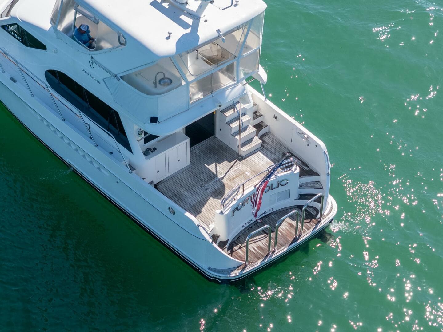 2007 Ocean Alexander 52 Sedan a la venta en Naples, Florida Flybridge 5