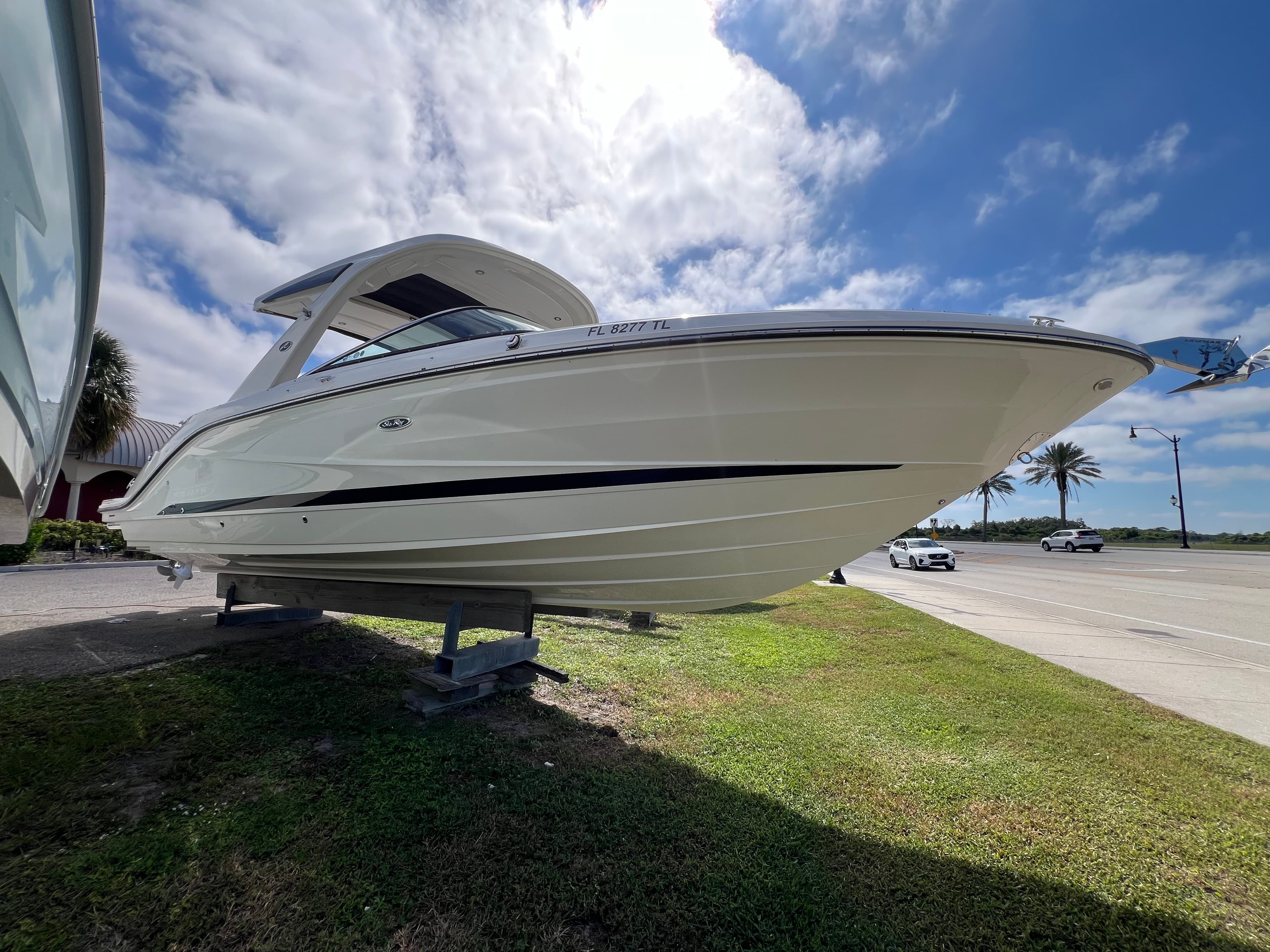 2023 Sea Ray SLX 310 Outboard in vendita a Venice, Florida Bowrider 5