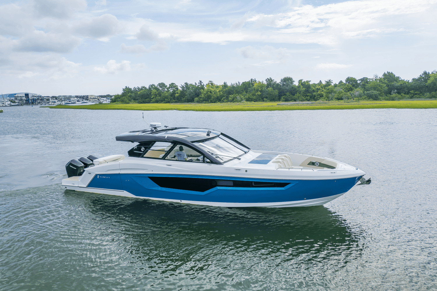 2026 Cruisers Yachts 50 GLS for Sale in Wrightsville Beach, North Carolina Day Boats