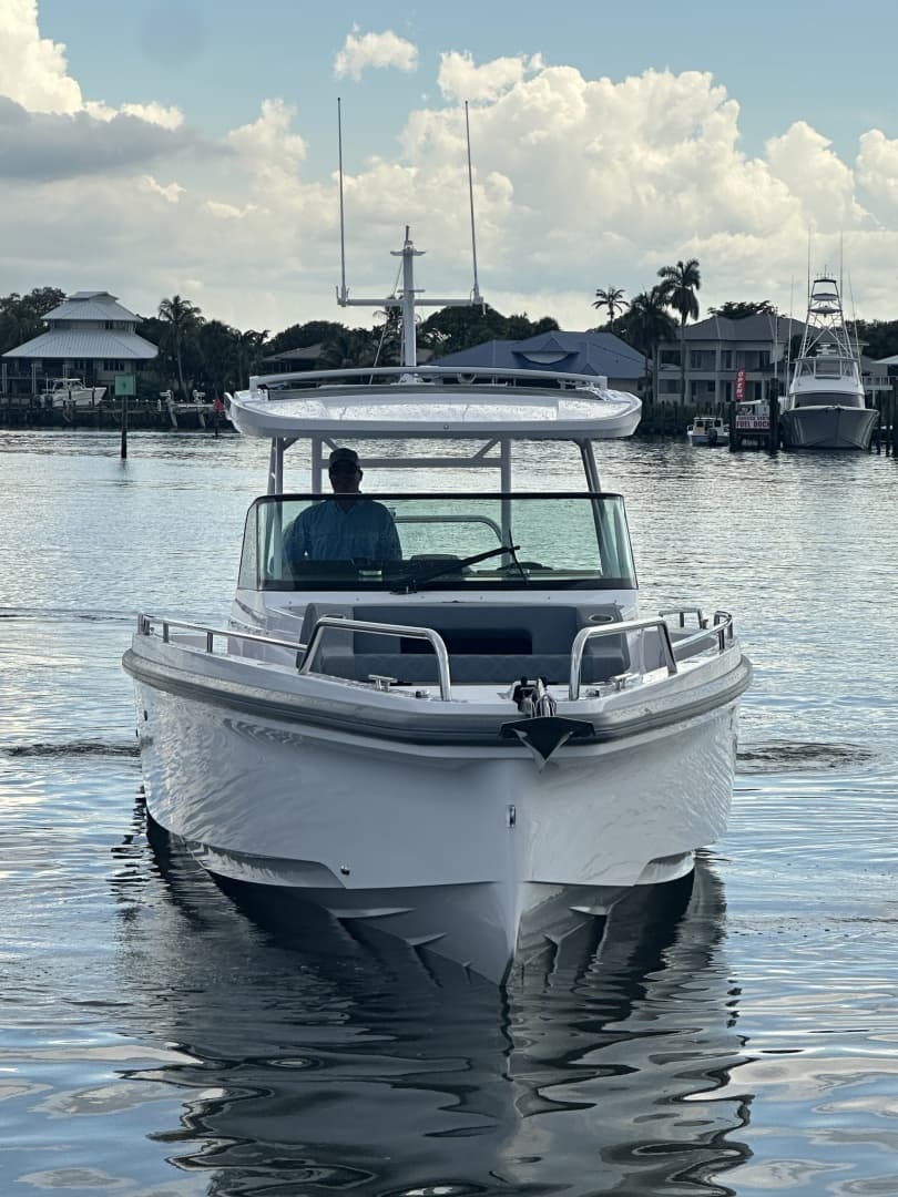 2024 Axopar 37 Sun-Top in vendita a Stuart, Florida Day Boats 4