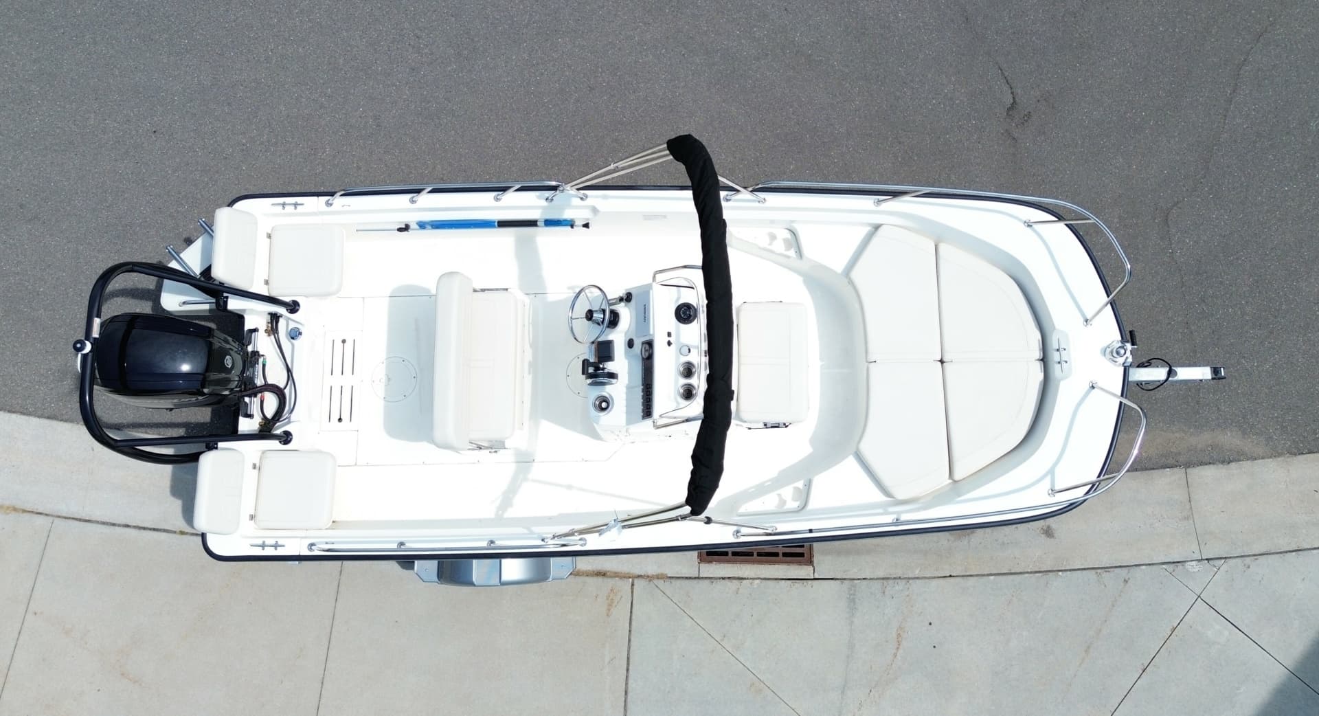 2024 Boston Whaler 170 Montauk in vendita a Harbor Springs, Michigan Center Console 2