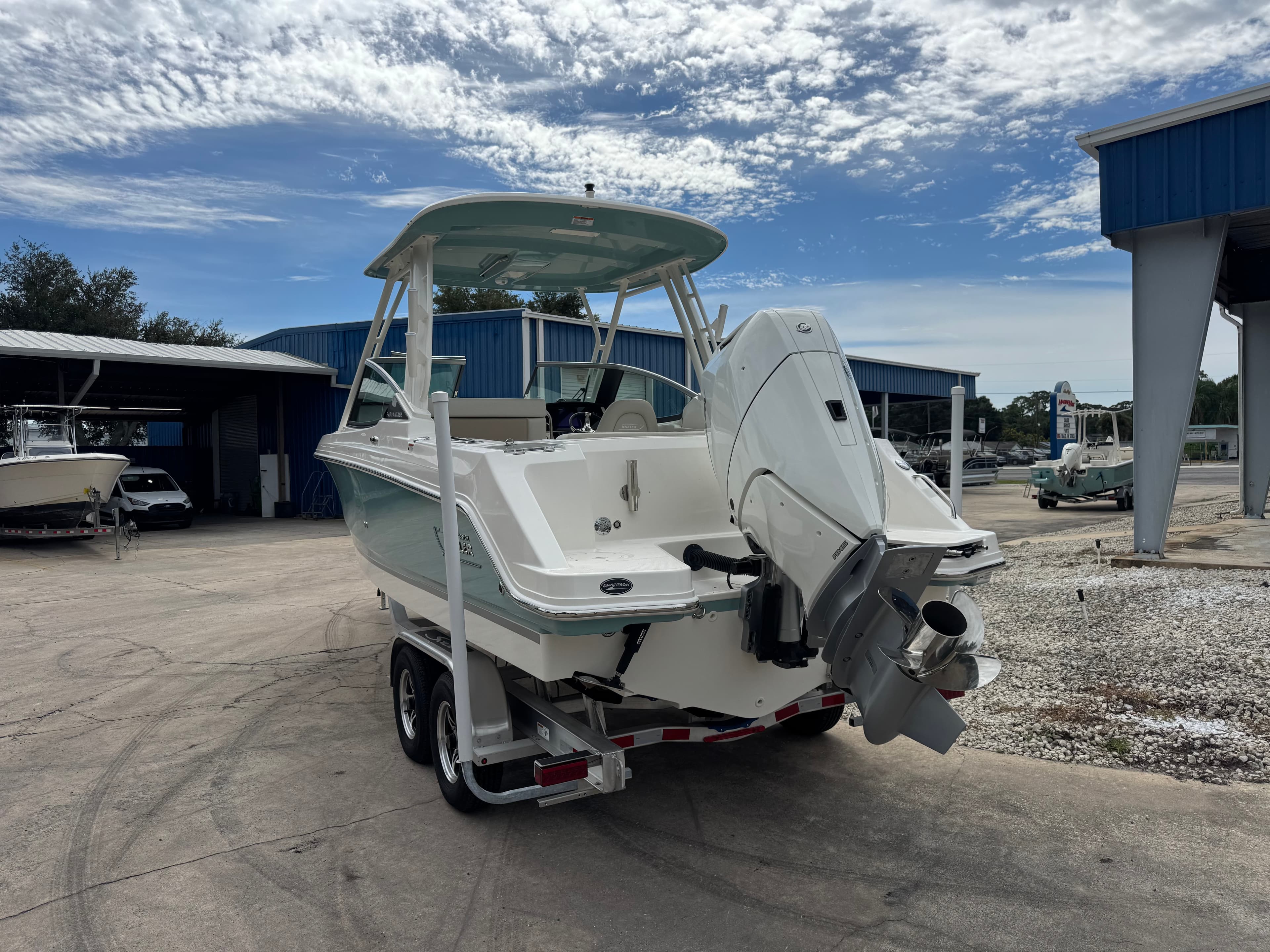 2027 Boston Whaler 240 Vantage zum Verkauf in Cocoa, Florida Dual Console 3