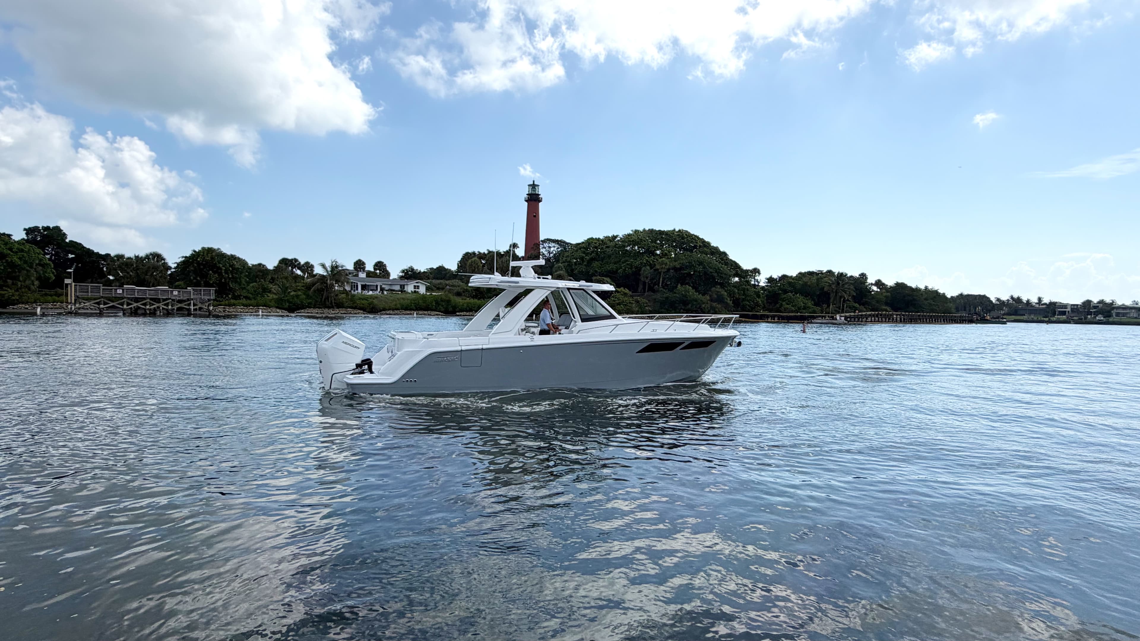 2026 Intrepid Powerboats 35 Valor for Sale in Jupiter, Florida Center Console