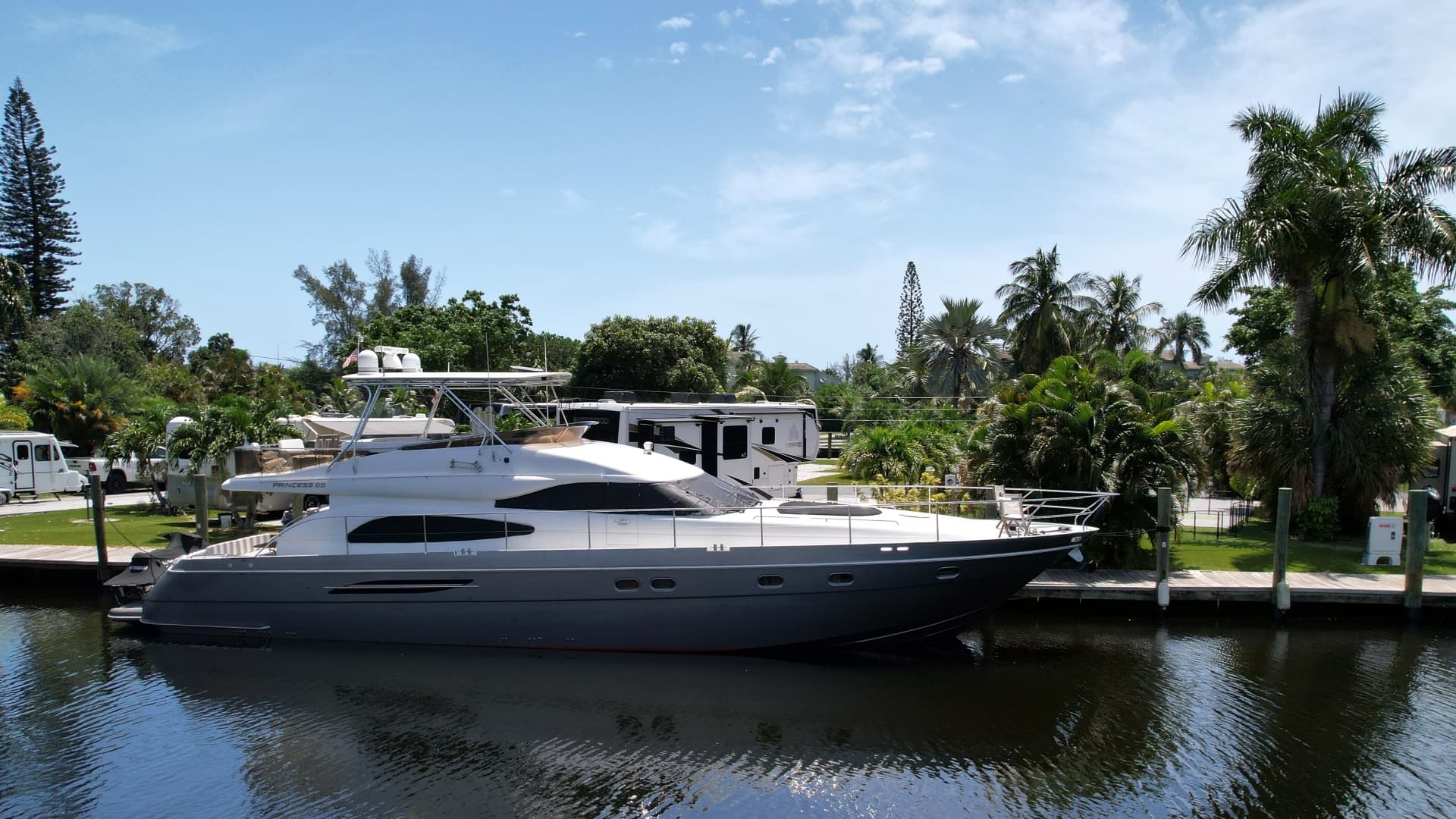 1999 Princess Yachts 65 Flybridge in vendita a Fort Lauderdale, Florida Motor Yacht 5