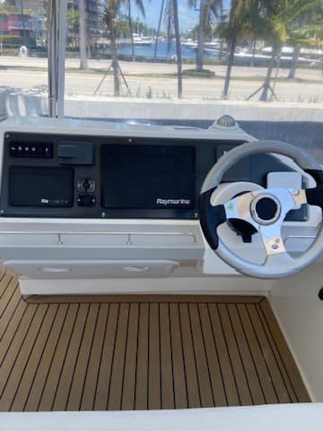 Leopard Catamarans 43 Powercat zum Verkauf