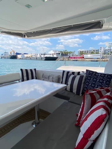 Leopard Catamarans 43 Powercat zum Verkauf