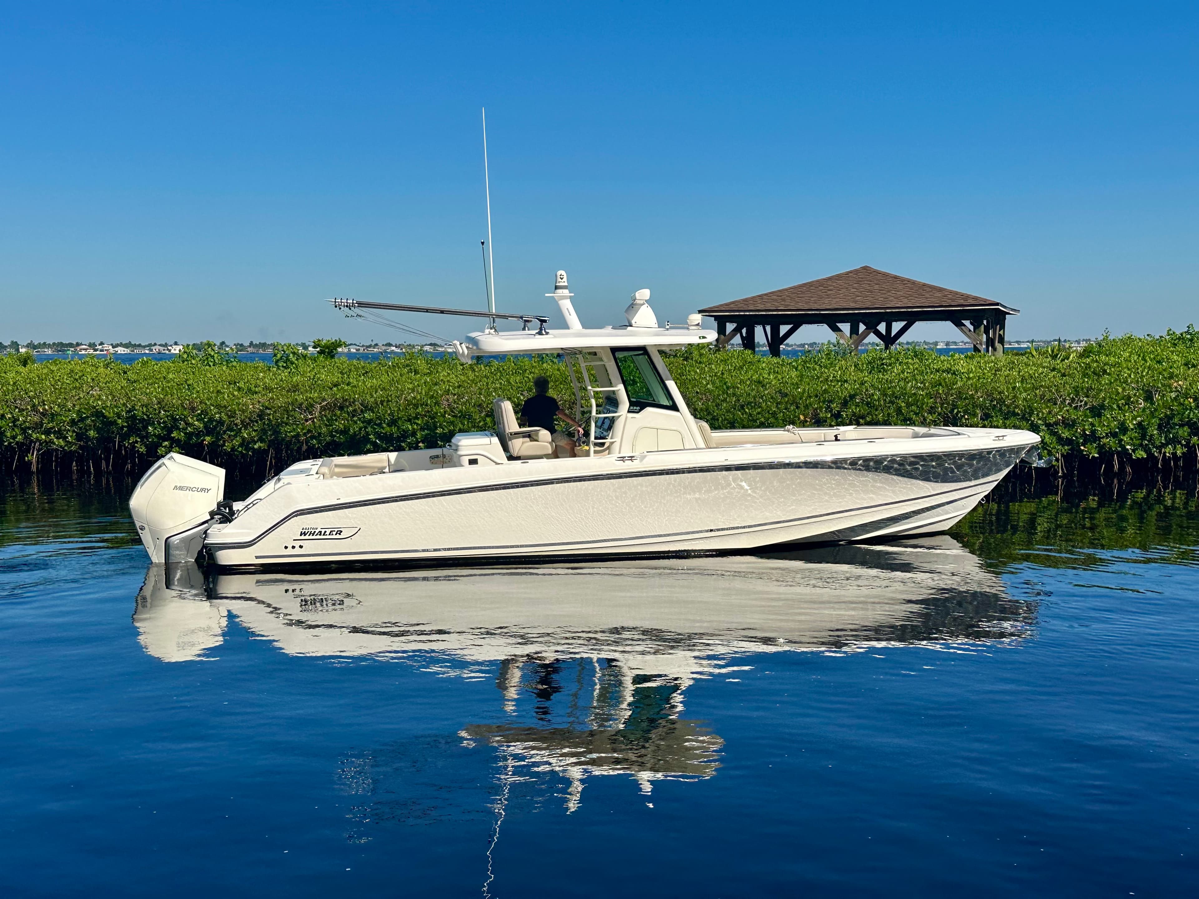 2021 Boston Whaler 330 Outrage zum Verkauf in Fort Myers, FL Center Console