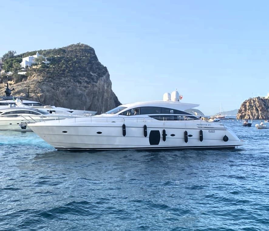 2010 Pershing 64 te koop in Naples, IT Motor Yacht 5