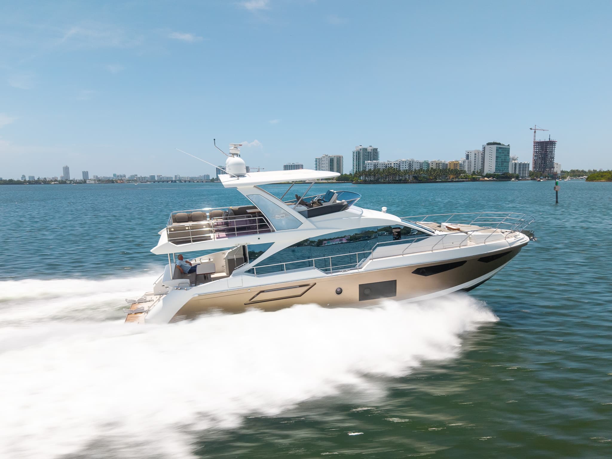 2018 Azimut Fly 60 for Sale in Miami, FL Flybridge