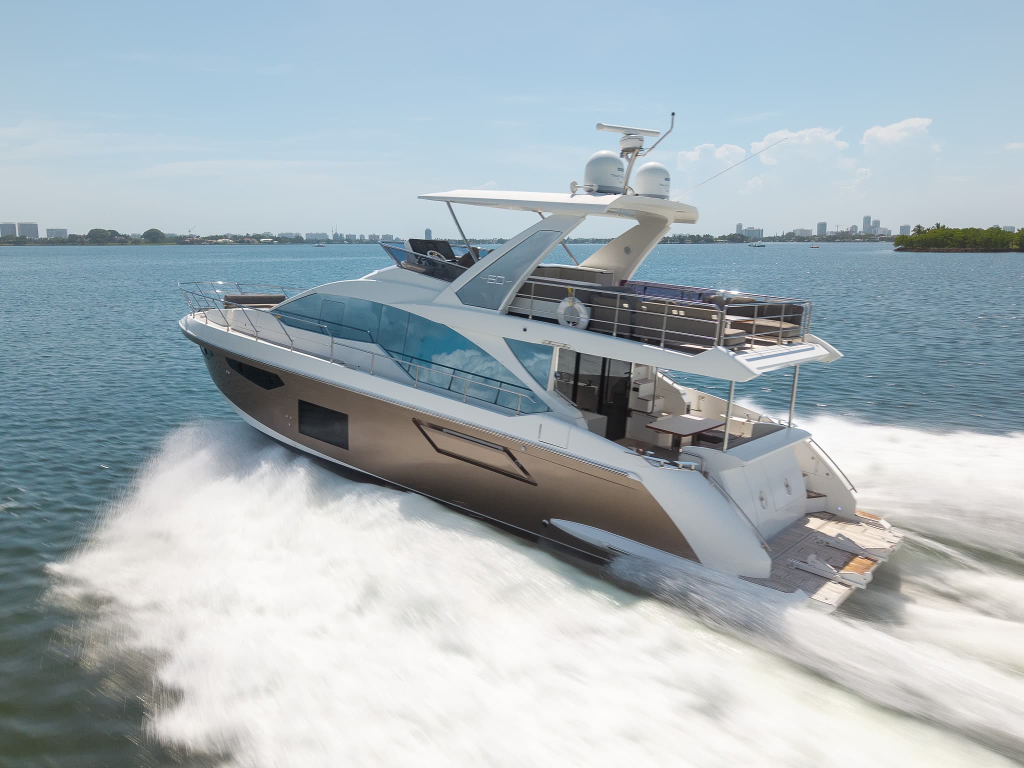 2018 Azimut Fly 60 for Sale in Miami, FL Flybridge 5