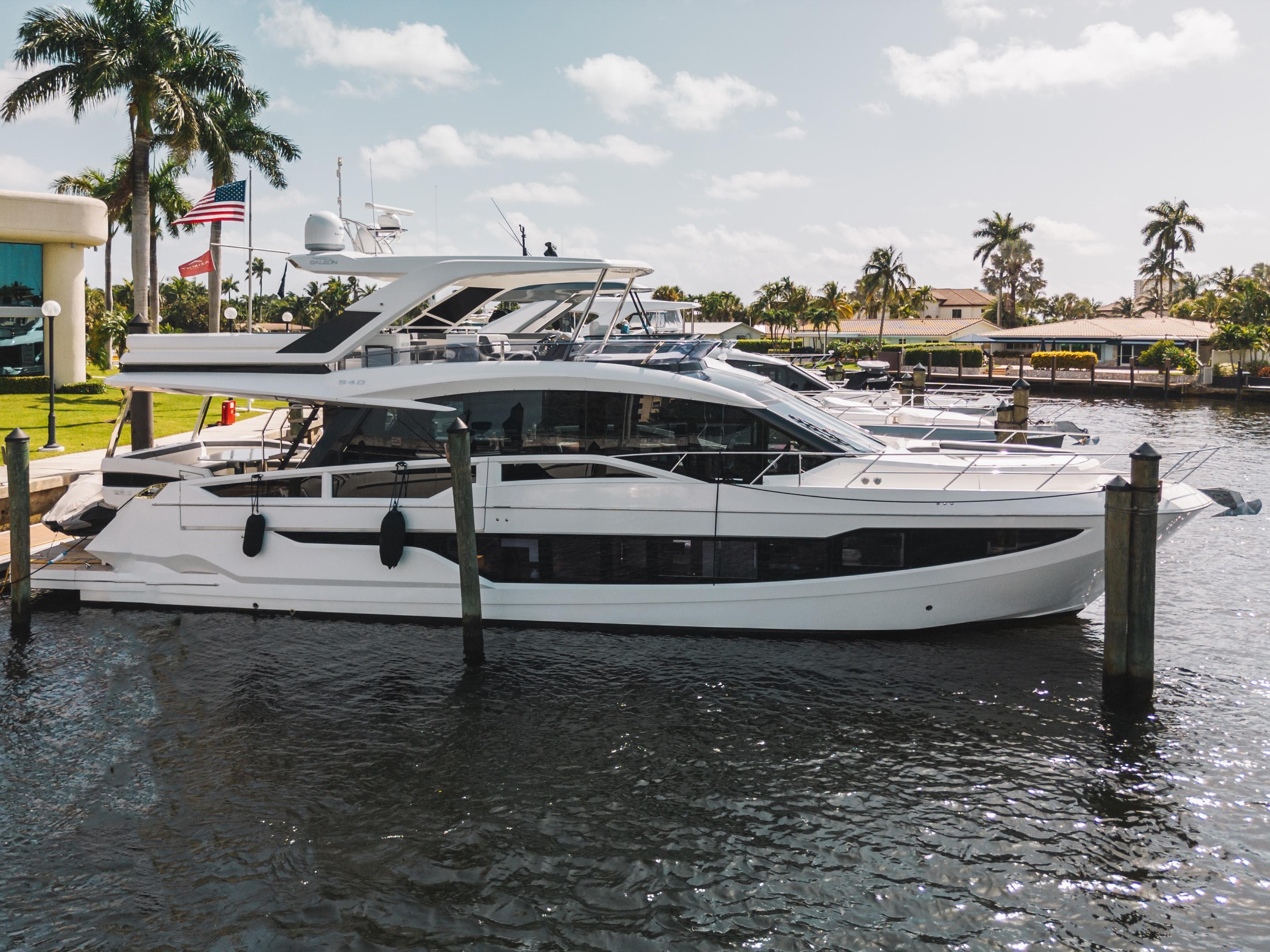 2019 Galeon Yachts 640 Fly zum Verkauf in Pompano Beach, FL Flybridge