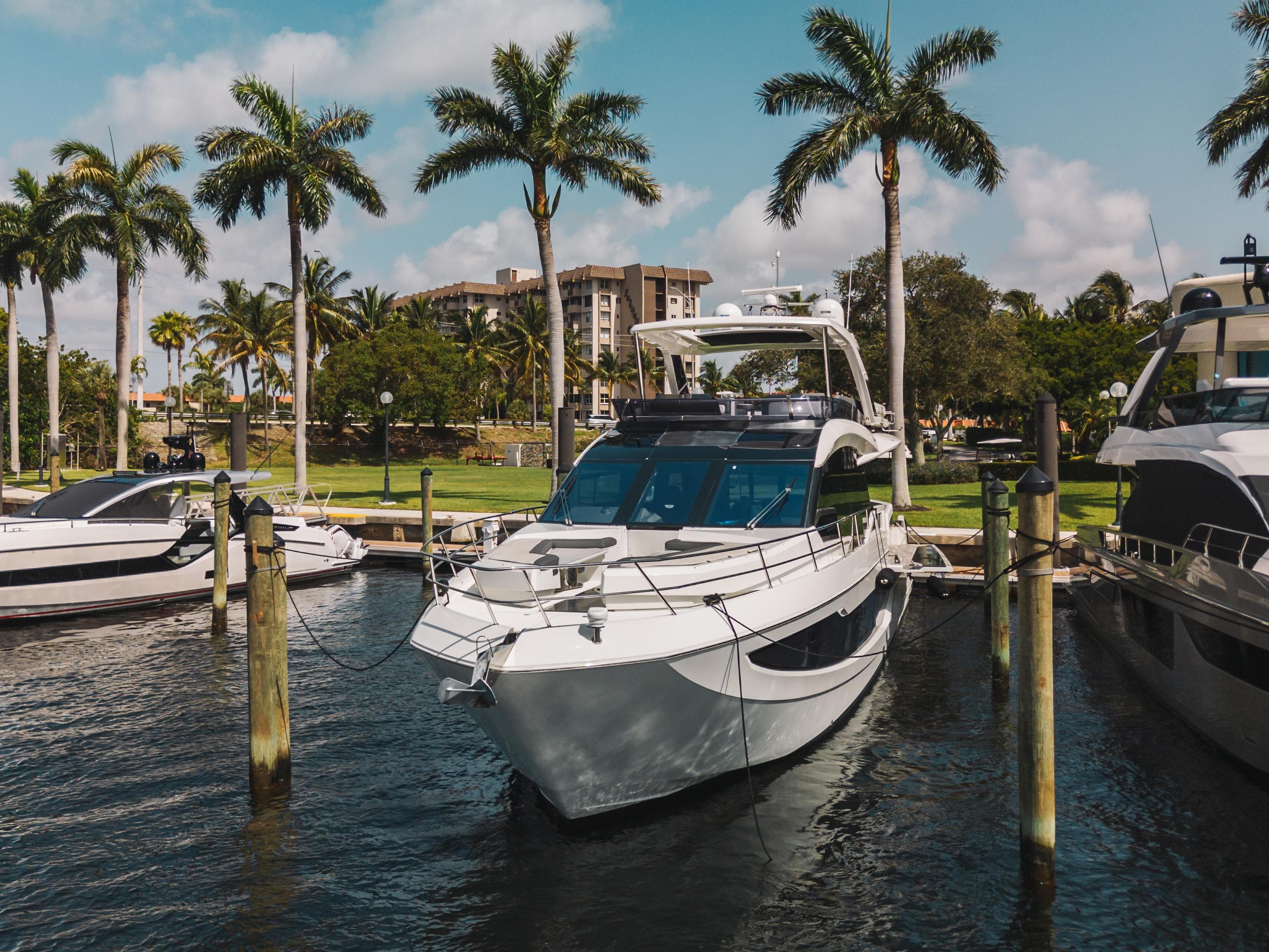 2019 Galeon Yachts 640 Fly zum Verkauf in Pompano Beach, FL Flybridge 2