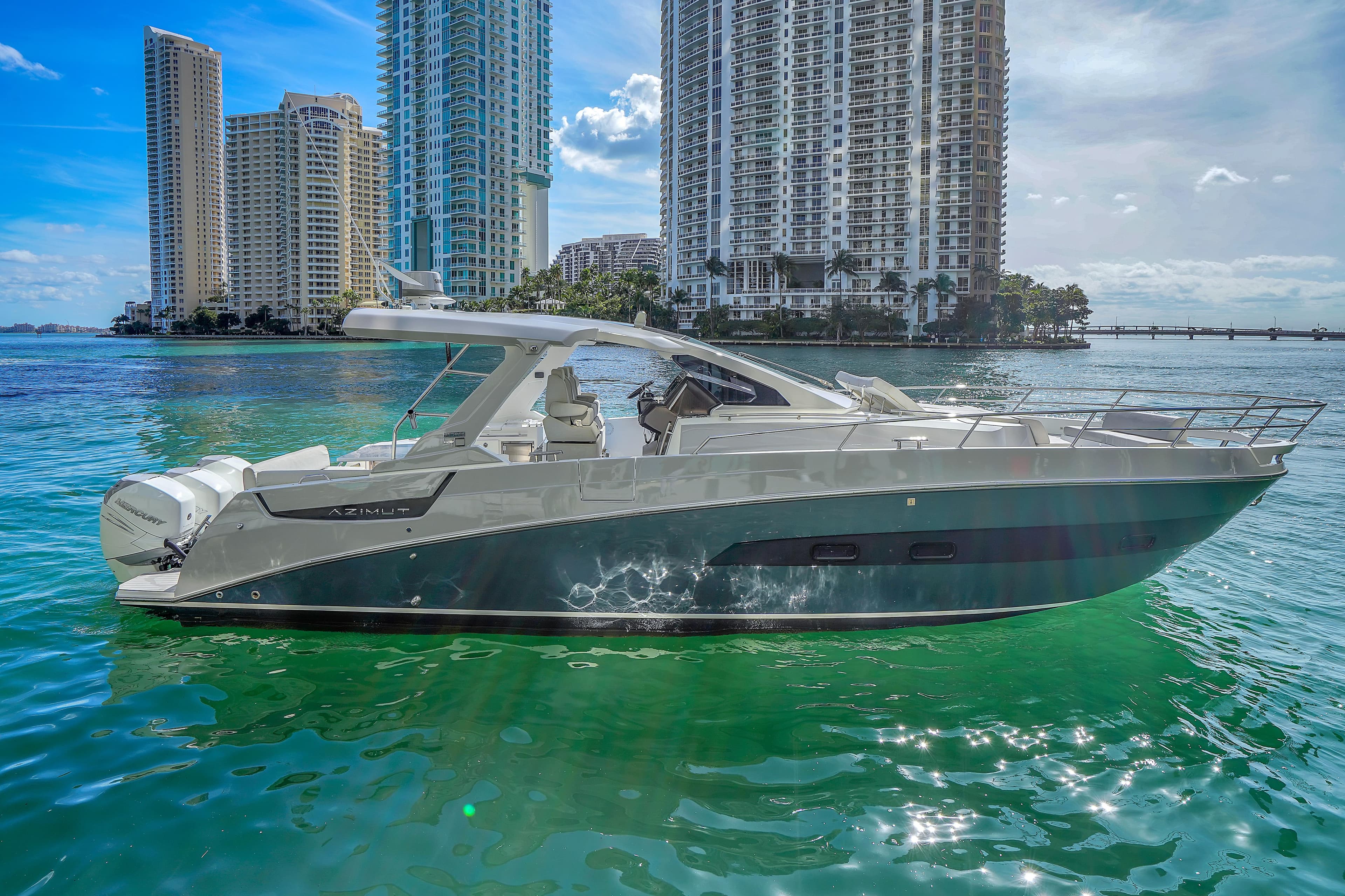 2020 Azimut Verve 40 for Sale in Miami, Florida Express Cruiser