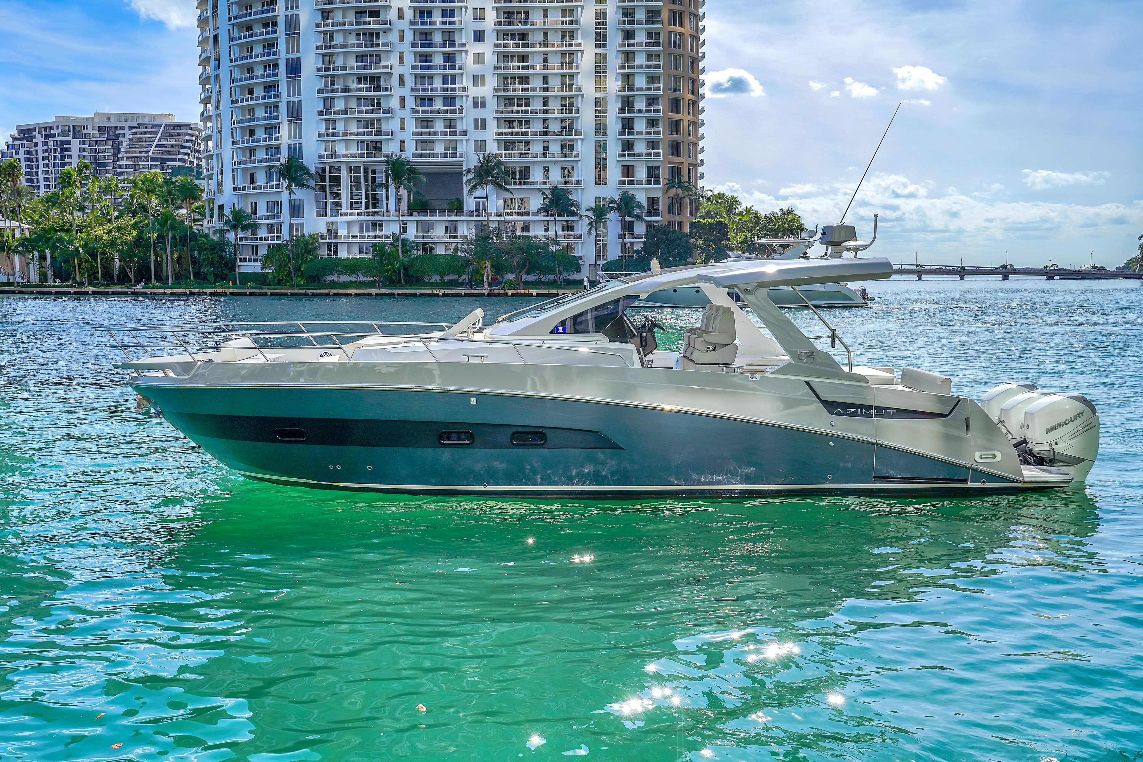 2020 Azimut Verve 40 for Sale in Miami, Florida Express Cruiser 2