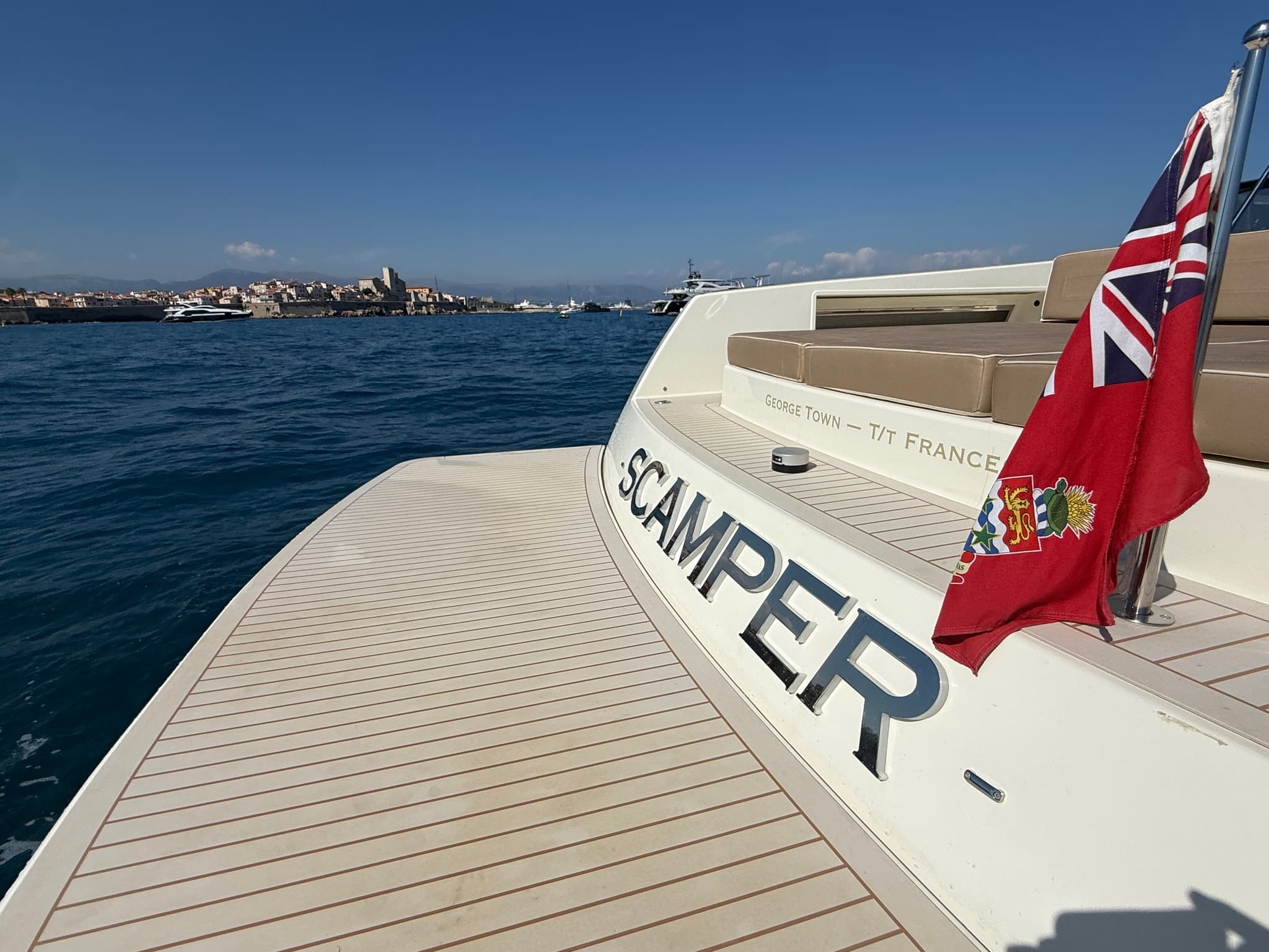 2024 VanDutch Yachts 48 in vendita a Antibes, FR Motor Yacht 4