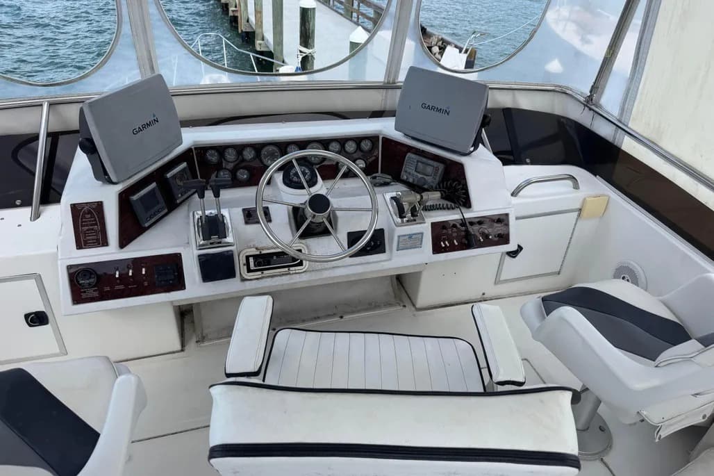 1989 Sea Ray 440 Aft Cabin for Sale in Fort Pierce, Florida Aft Cabin 5