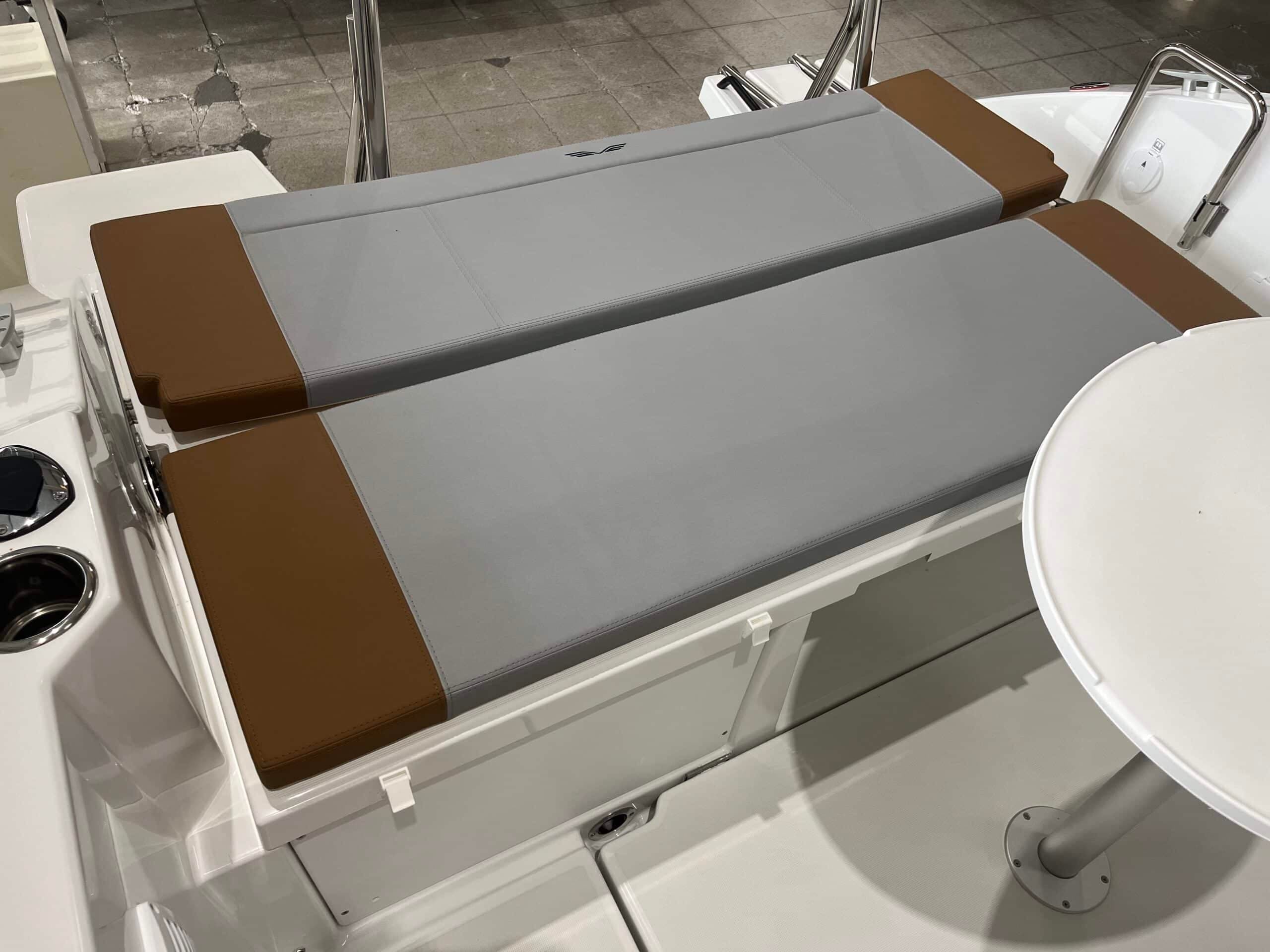 Beneteau Flyer 7 SPACEdeck zum Verkauf