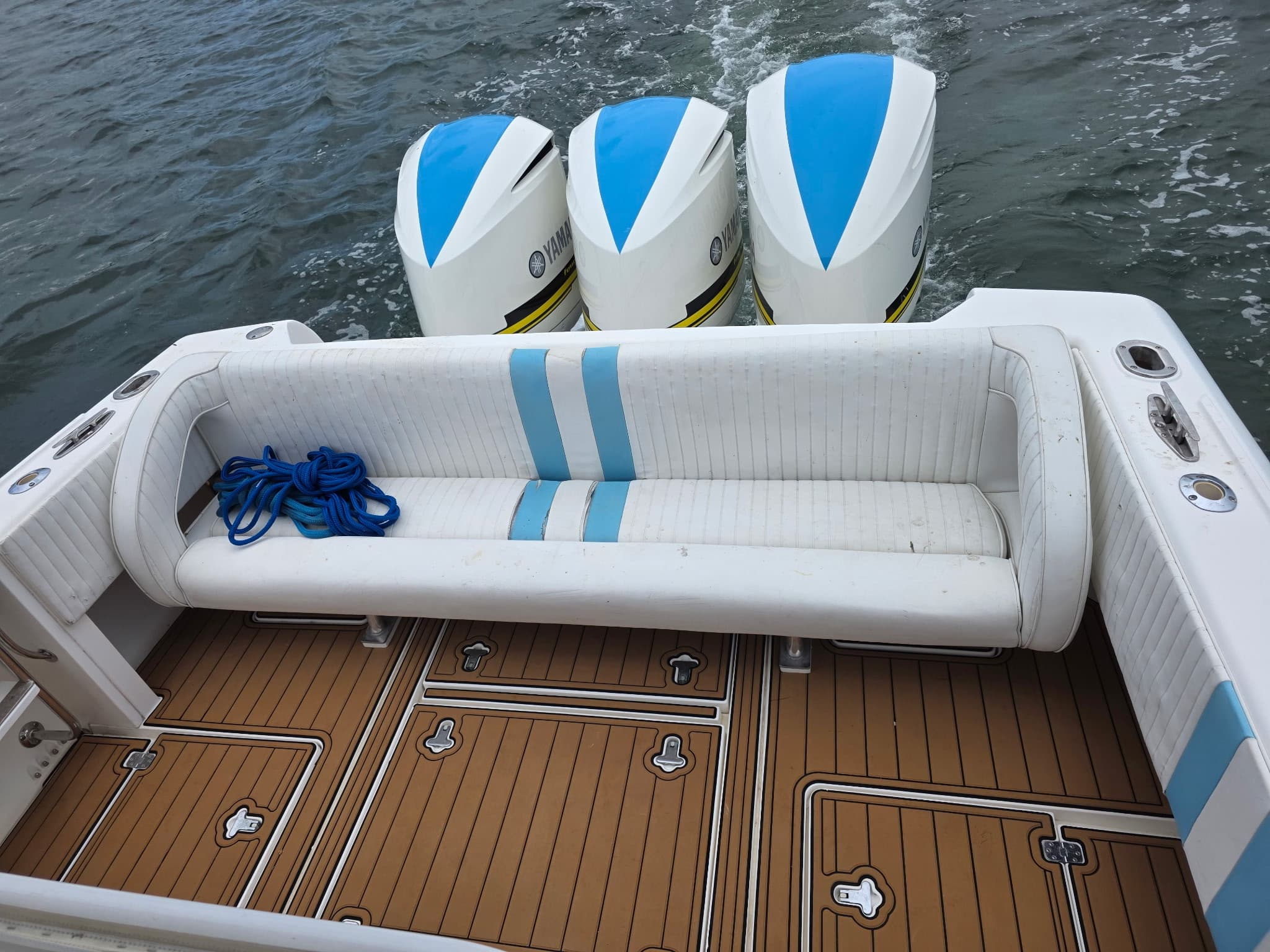 2008 Intrepid Powerboats 370 Cuddy à vendre à Sunny Isles Beach, Florida Center Console 5